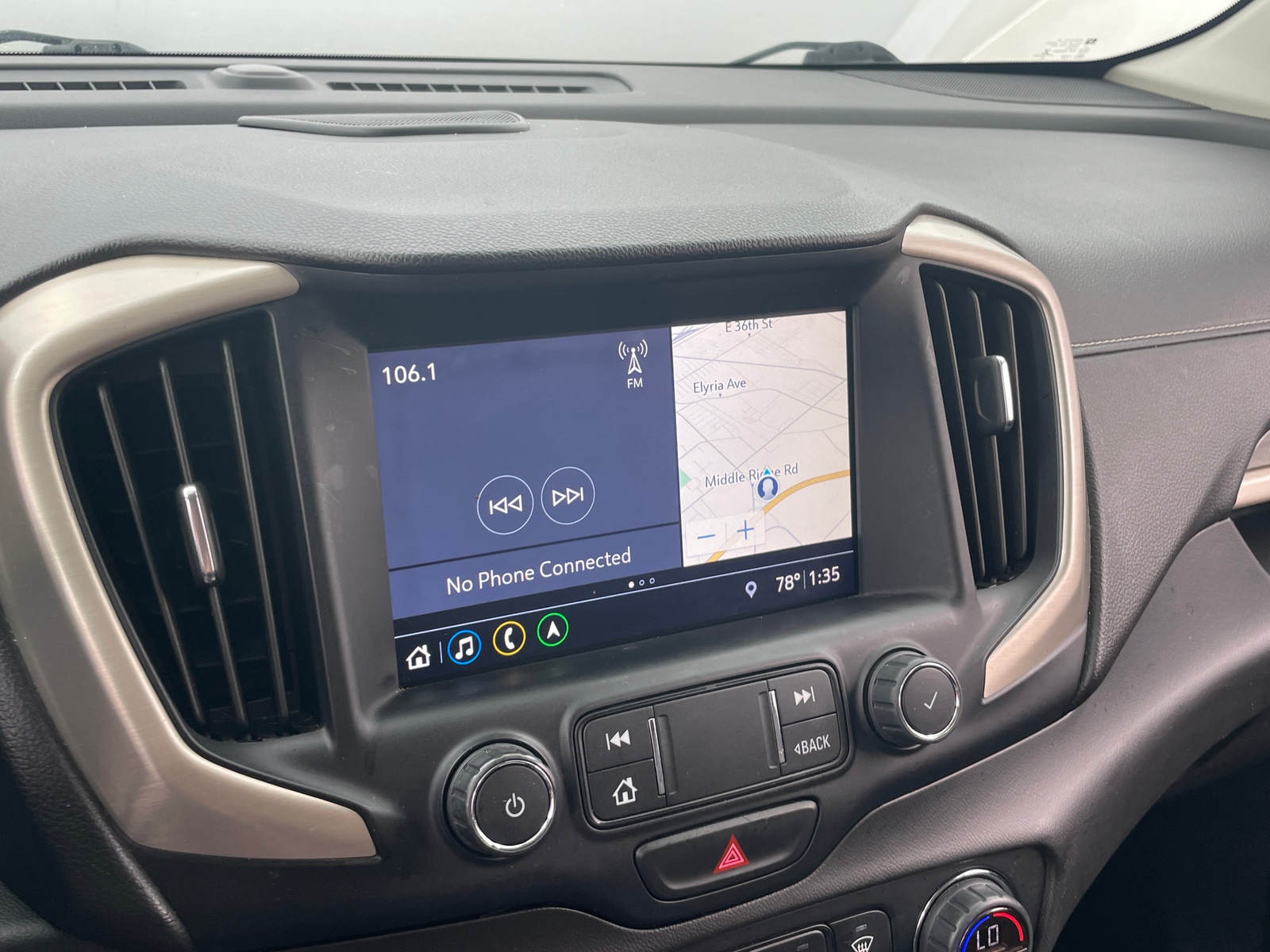 Thumbnail: 2020 GMC Terrain - 3
