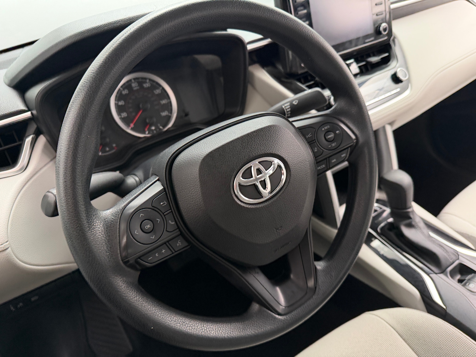 Thumbnail: 2022 Toyota Corolla Cross - 5