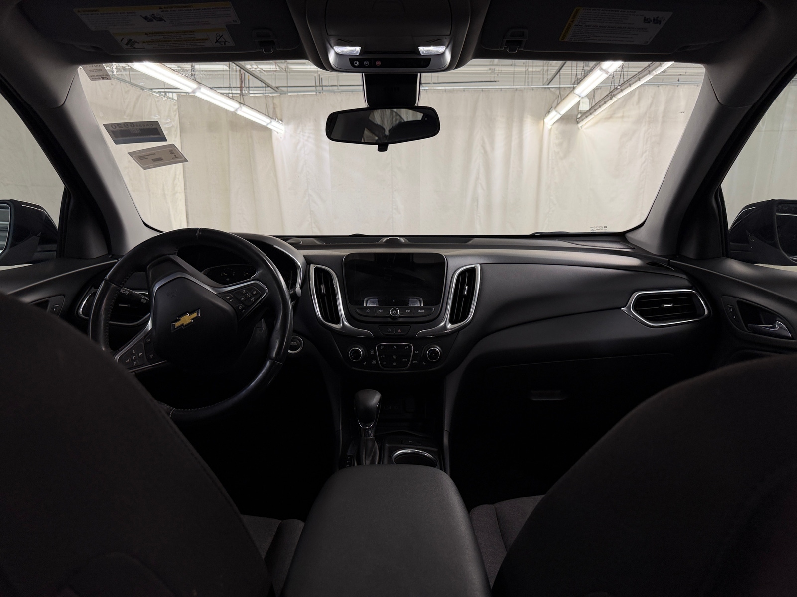 Thumbnail: 2022 Chevrolet Equinox - 3