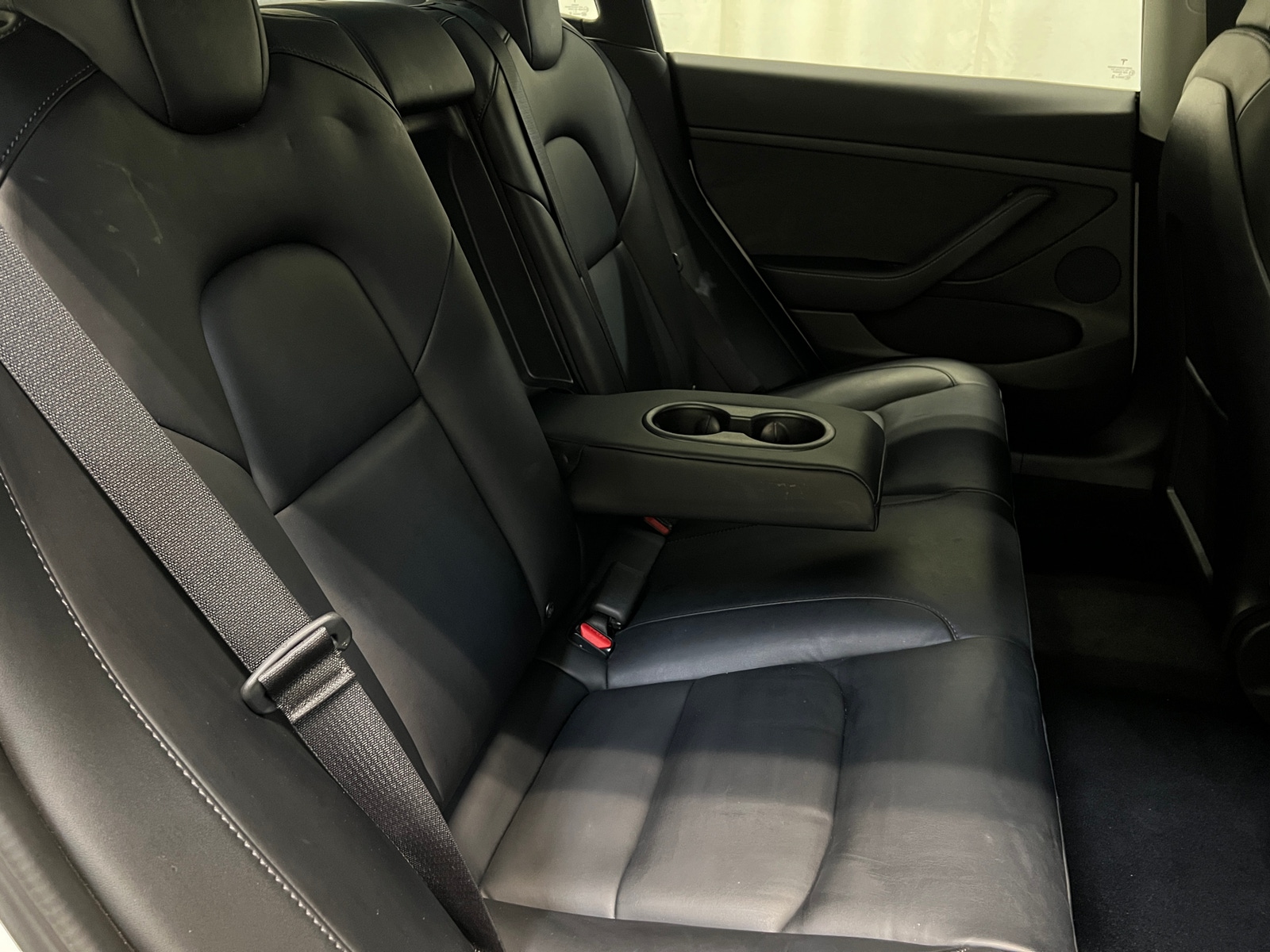 Thumbnail: 2022 Tesla Model 3 - 4