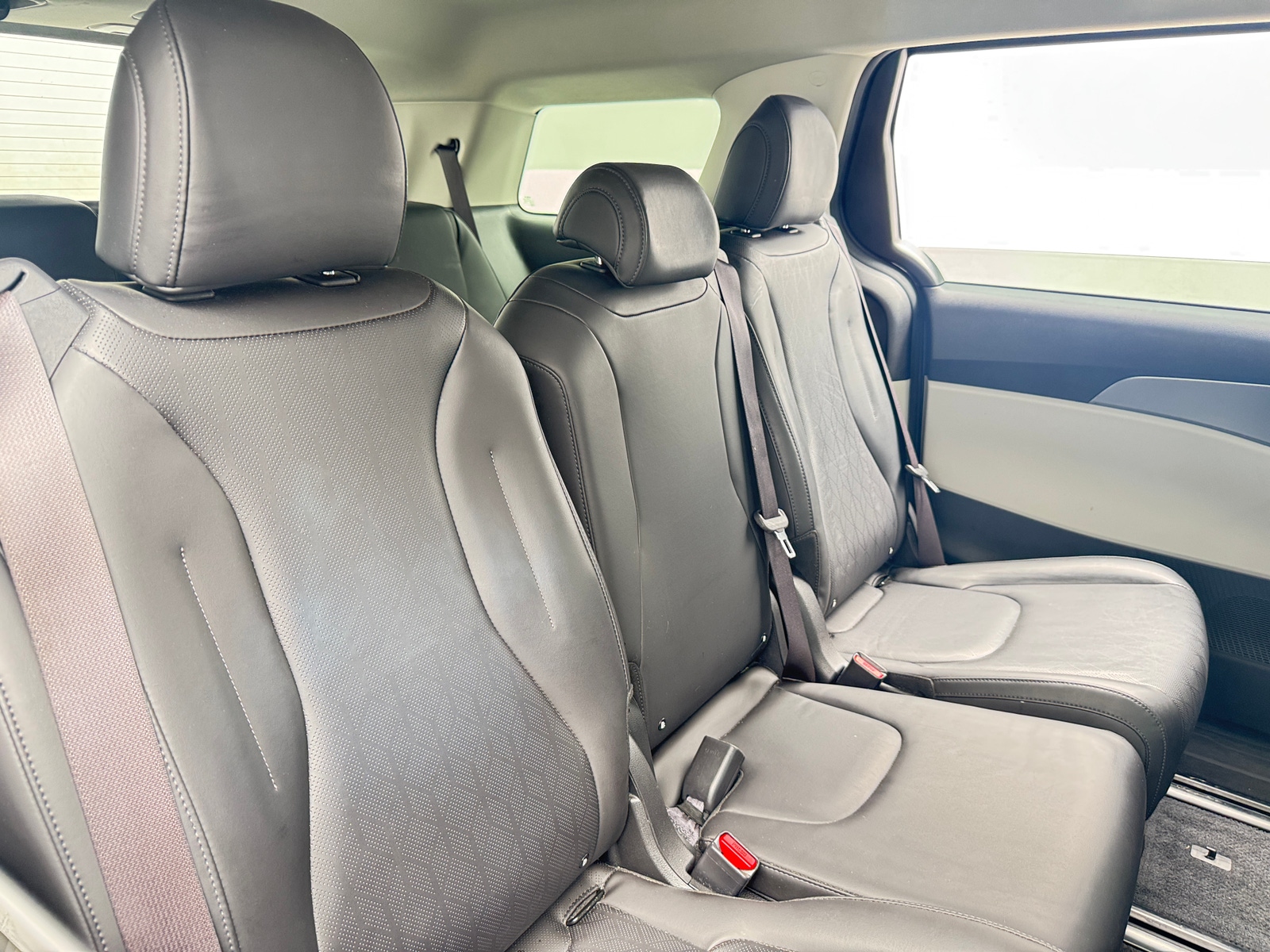 Thumbnail: 2022 Kia Carnival - 5