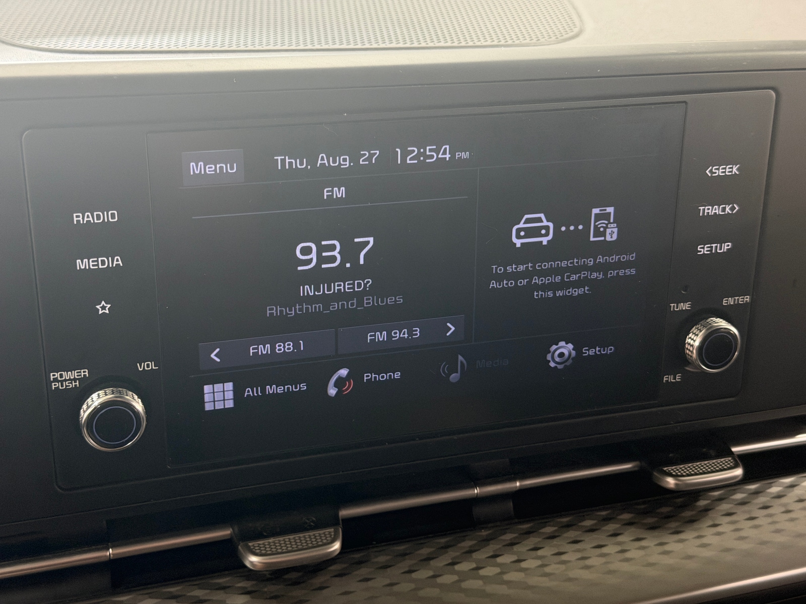 Thumbnail: 2022 Kia Carnival - 3