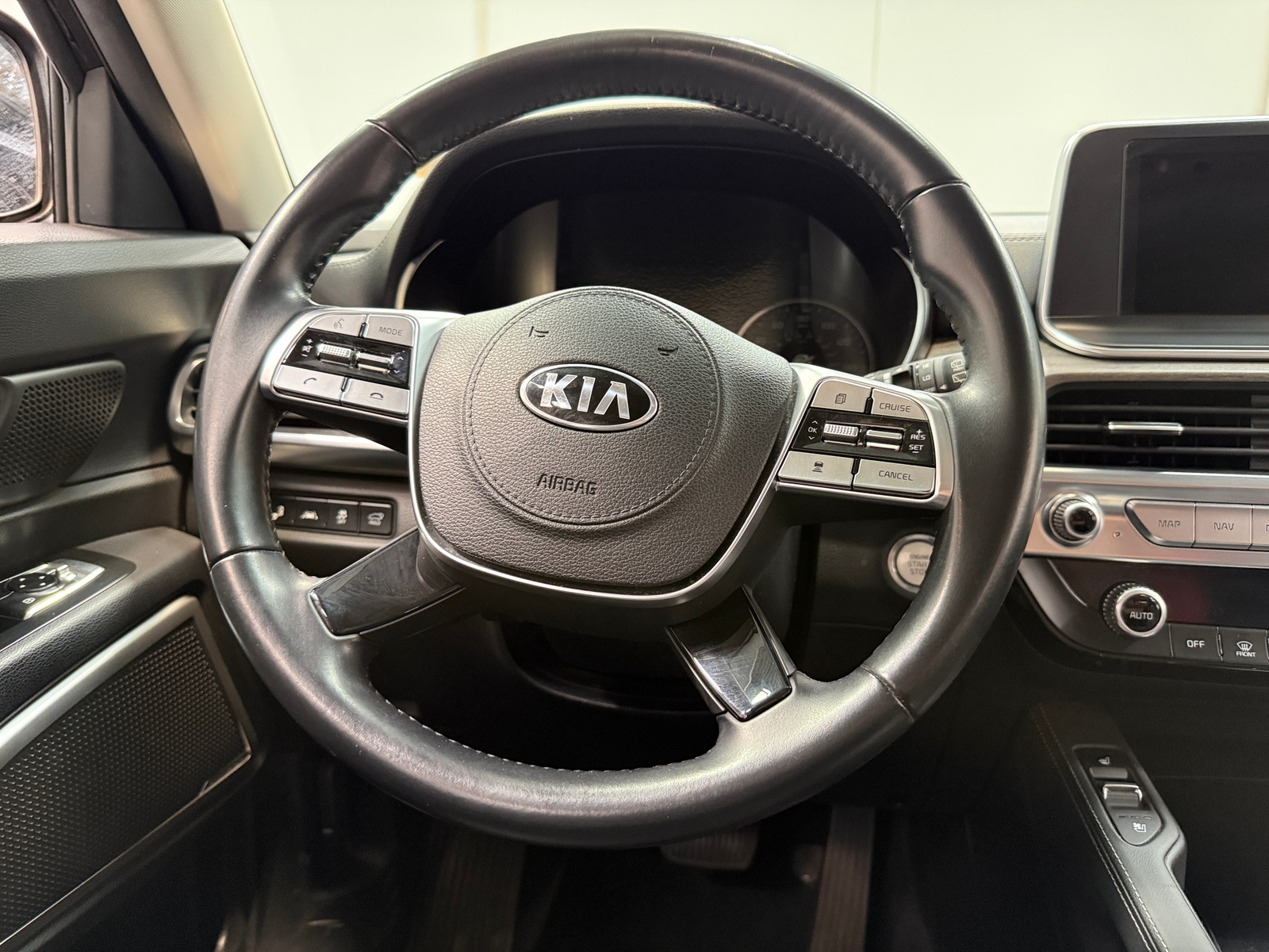 Thumbnail: 2021 Kia Telluride - 4