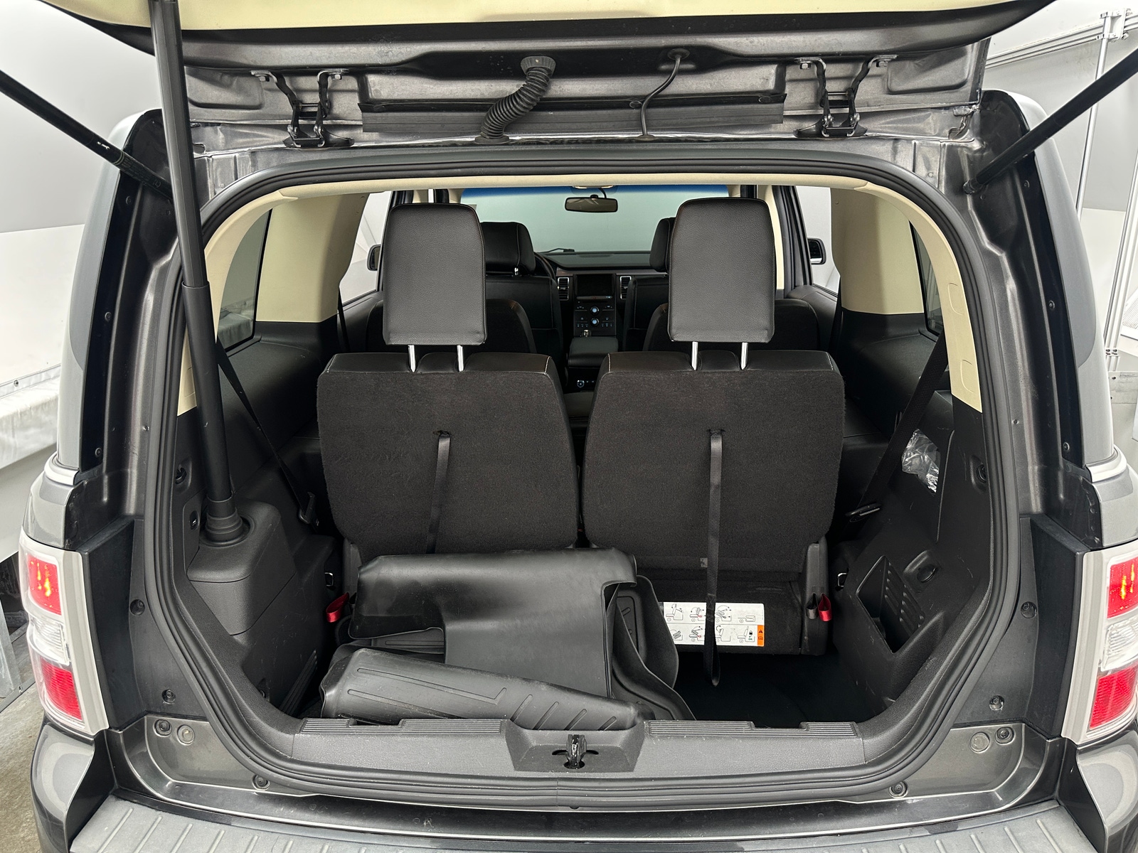 Thumbnail: 2015 Ford Flex - 6