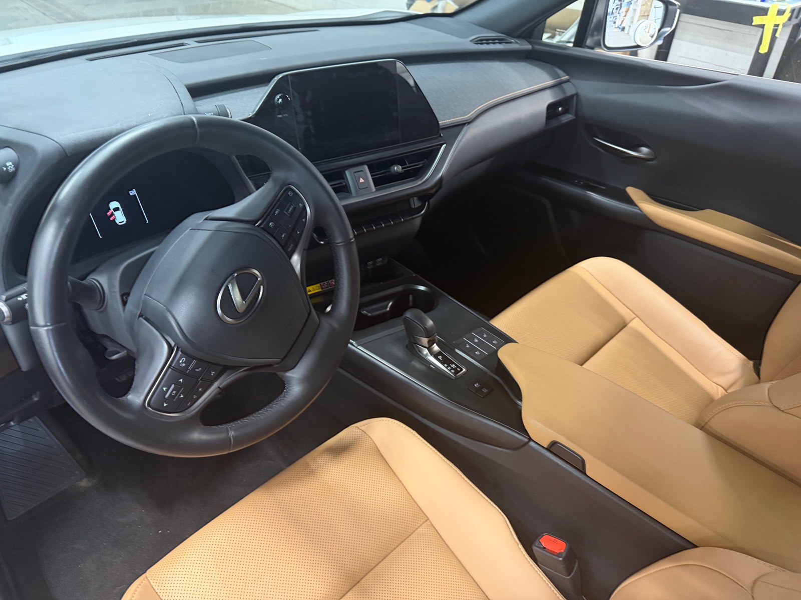 Thumbnail: 2025 Lexus UX - 2