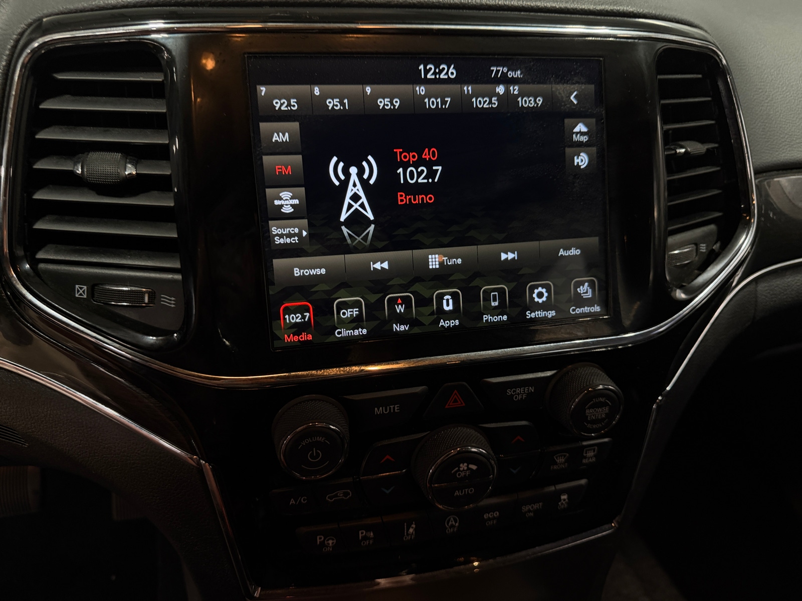 Thumbnail: 2021 Jeep Grand Cherokee - 3