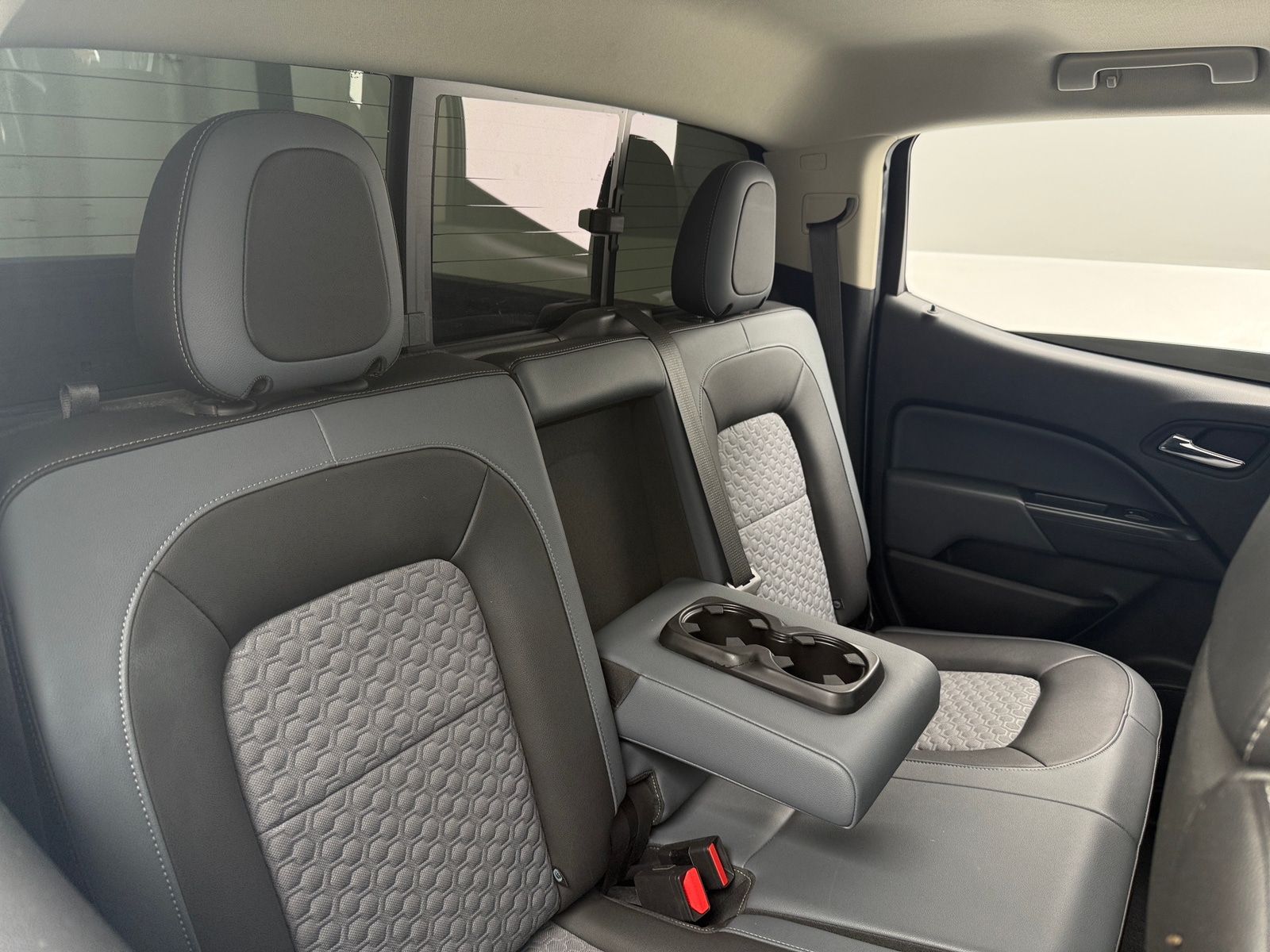 Thumbnail: 2021 Chevrolet Colorado - 5