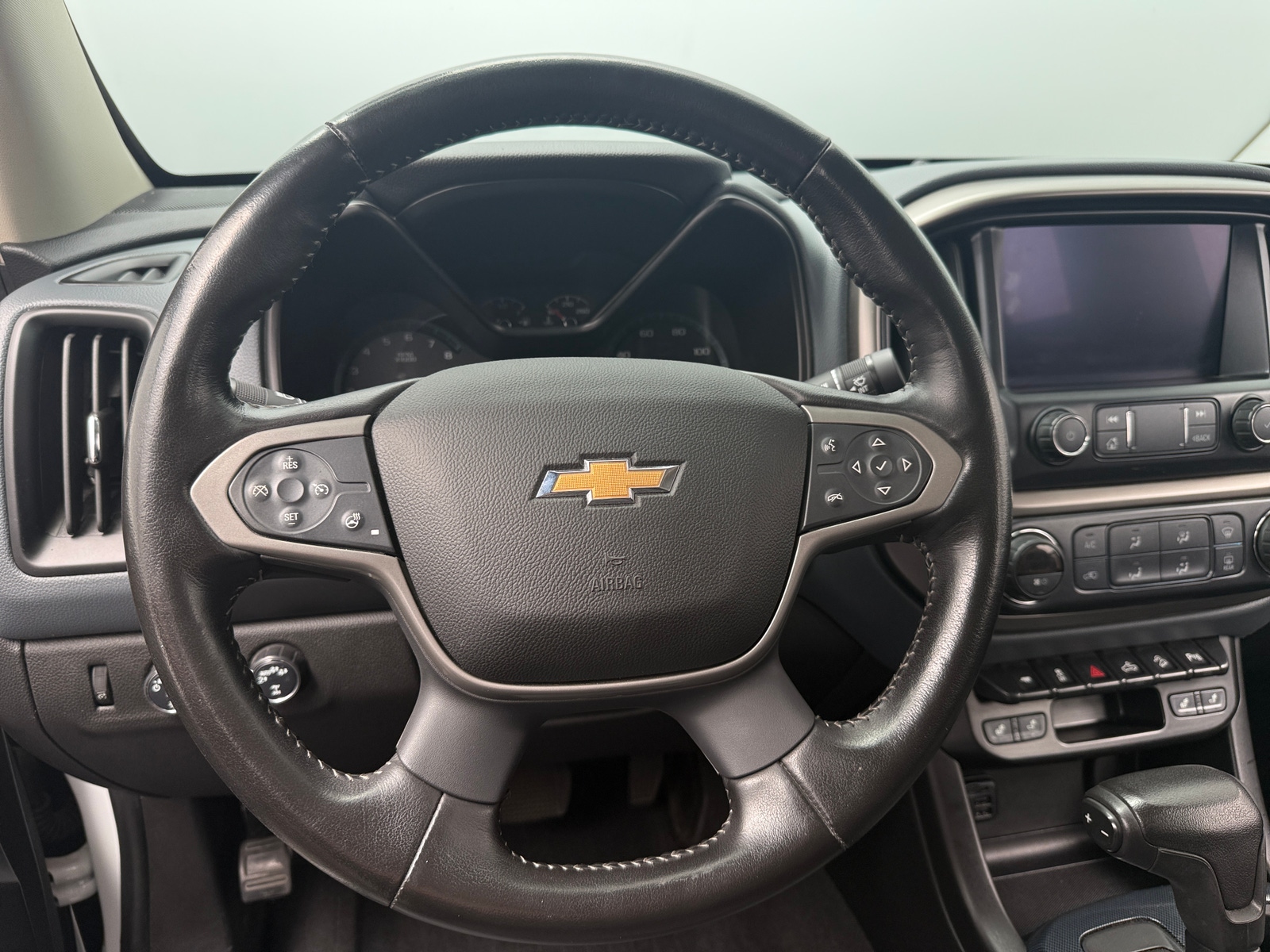 Thumbnail: 2021 Chevrolet Colorado - 4