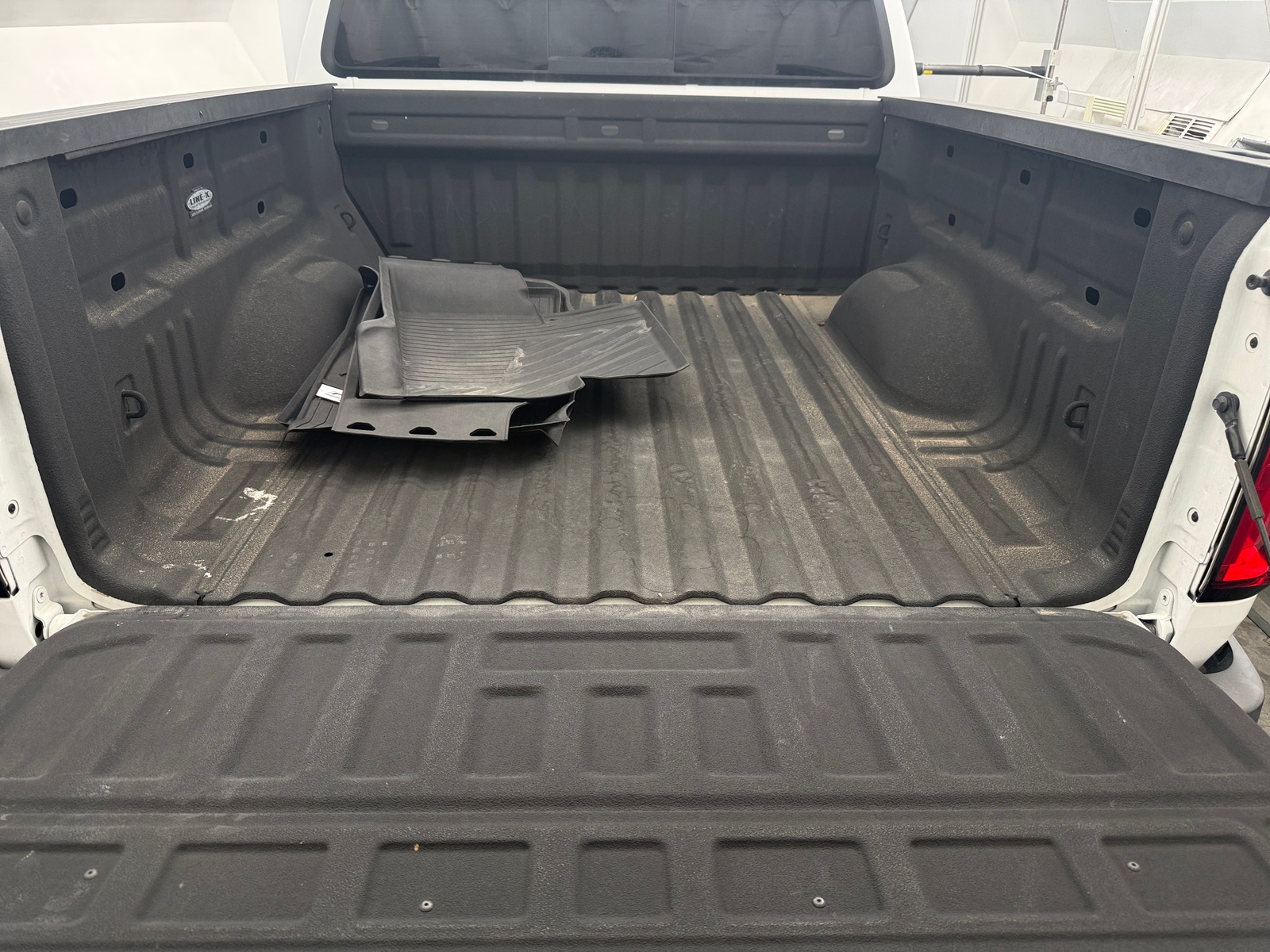 Thumbnail: 2021 Chevrolet Colorado - 6
