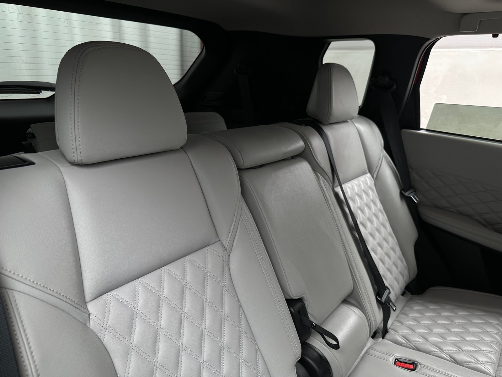 Thumbnail: 2025 Mitsubishi Outlander - 5