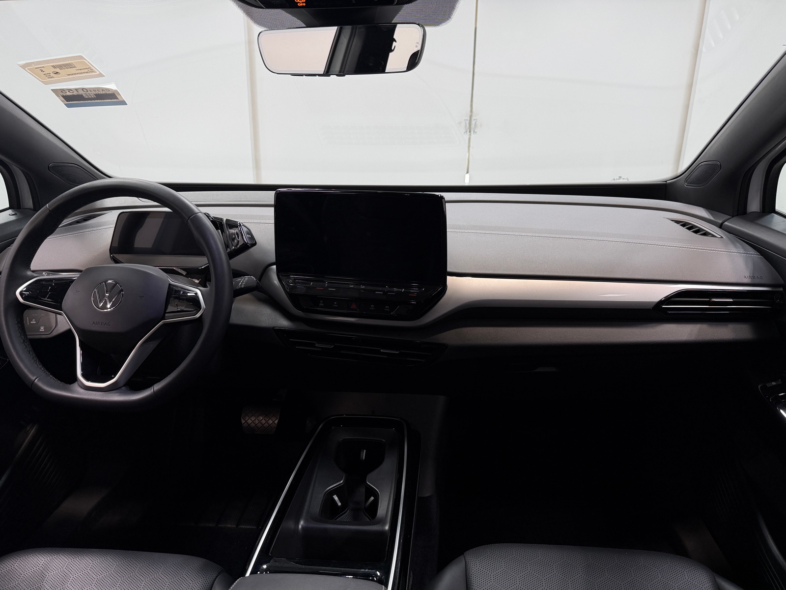 Thumbnail: 2023 Volkswagen ID.4 - 2