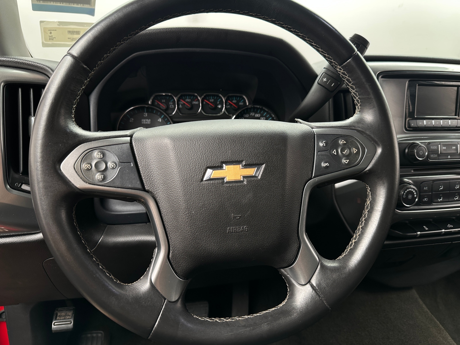 Thumbnail: 2015 Chevrolet Silverado 1500 - 5