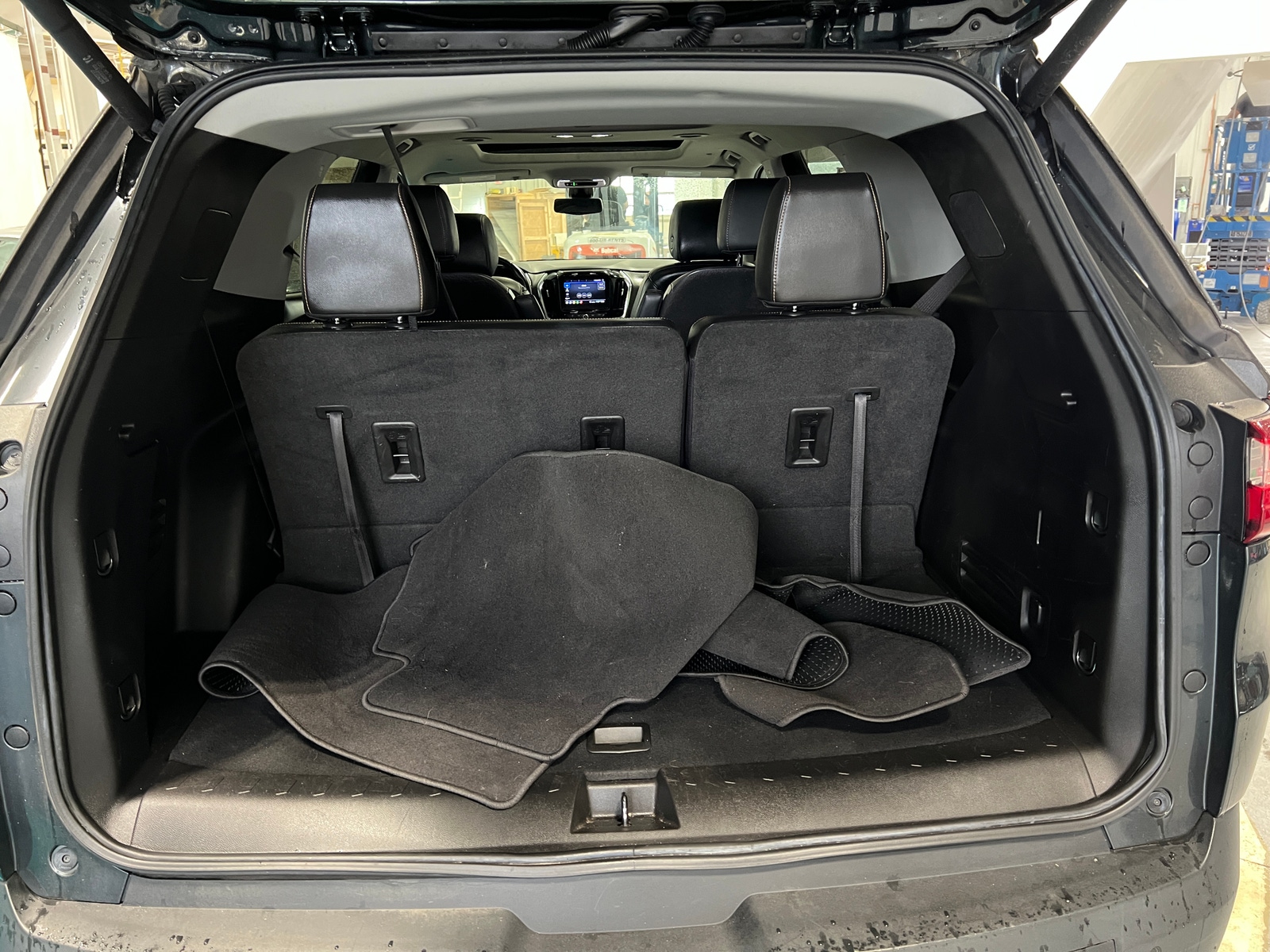 Thumbnail: 2021 Chevrolet Traverse - 6