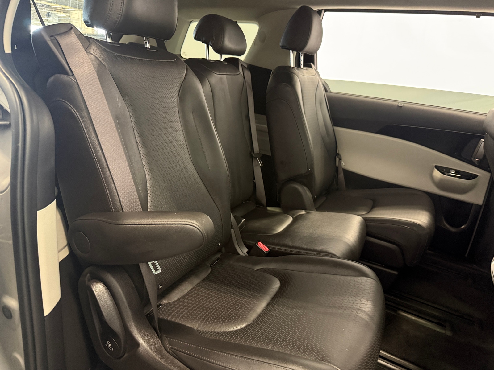 Thumbnail: 2024 Kia Carnival - 5
