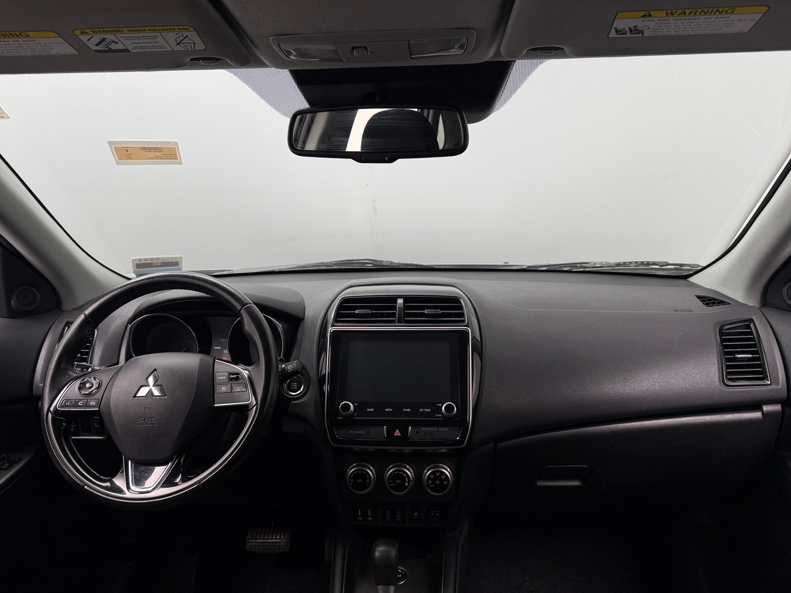 Thumbnail: 2020 Mitsubishi Outlander Sport - 3