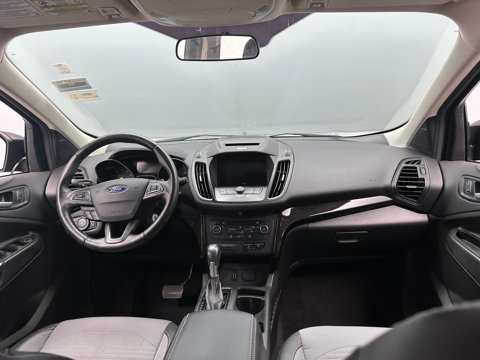 Thumbnail: 2017 Ford Escape - 3