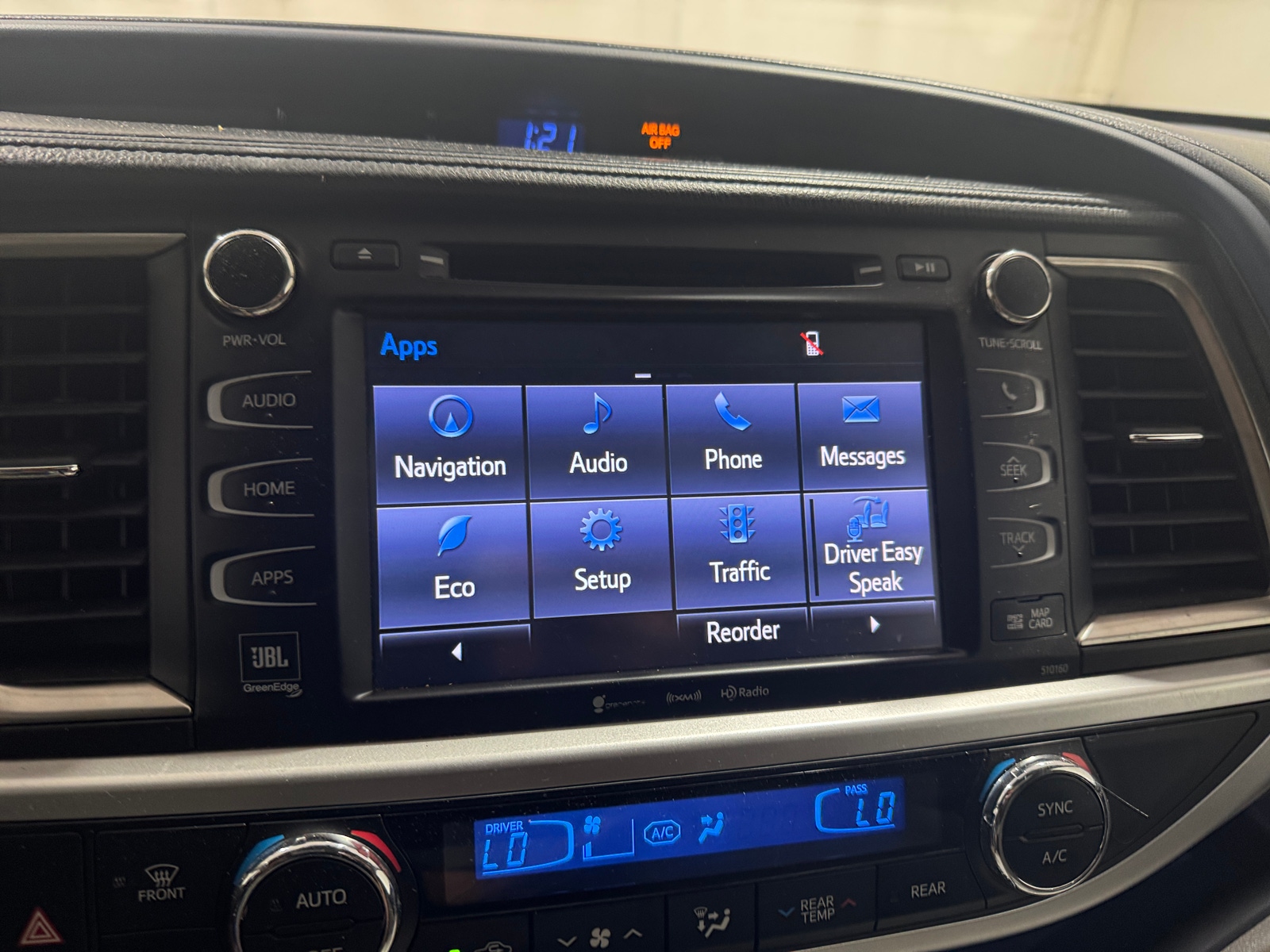 Thumbnail: 2016 Toyota Highlander - 3
