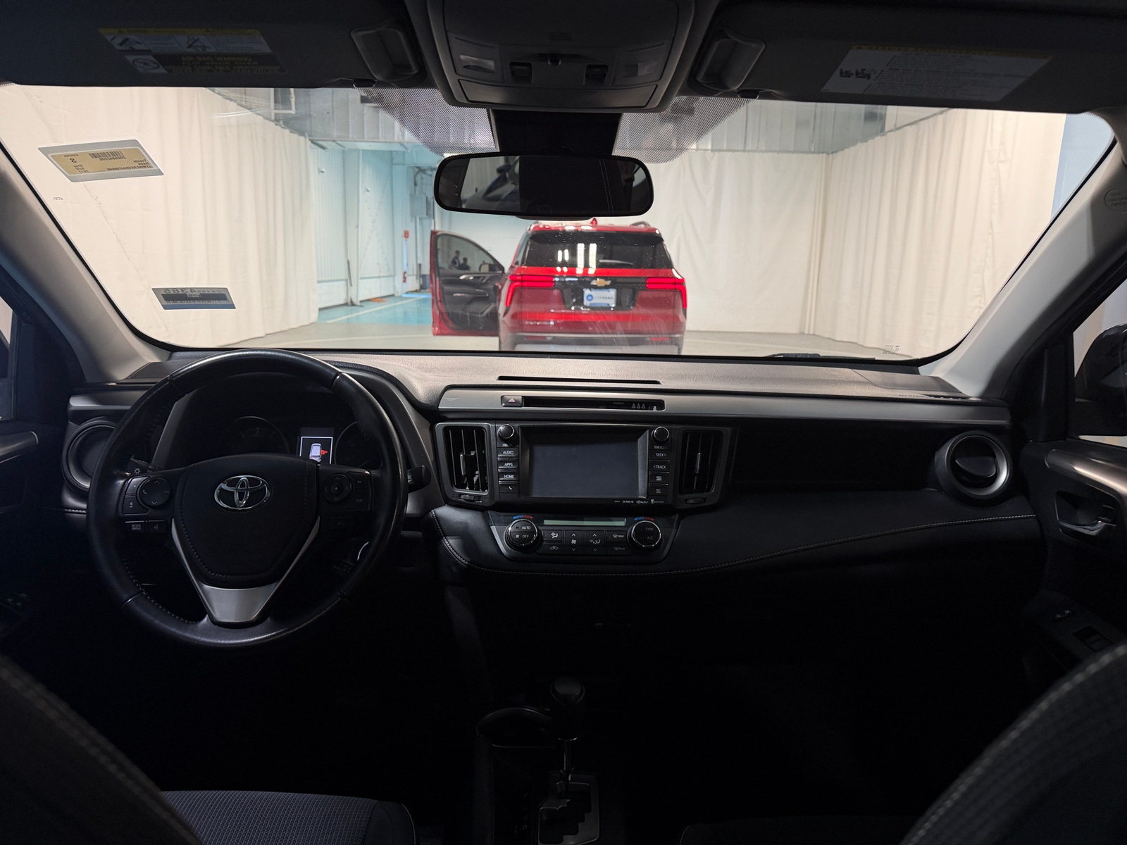 Thumbnail: 2017 Toyota RAV4 - 3