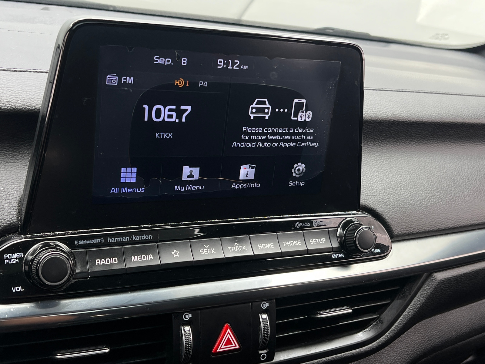 Thumbnail: 2020 Kia Forte - 4
