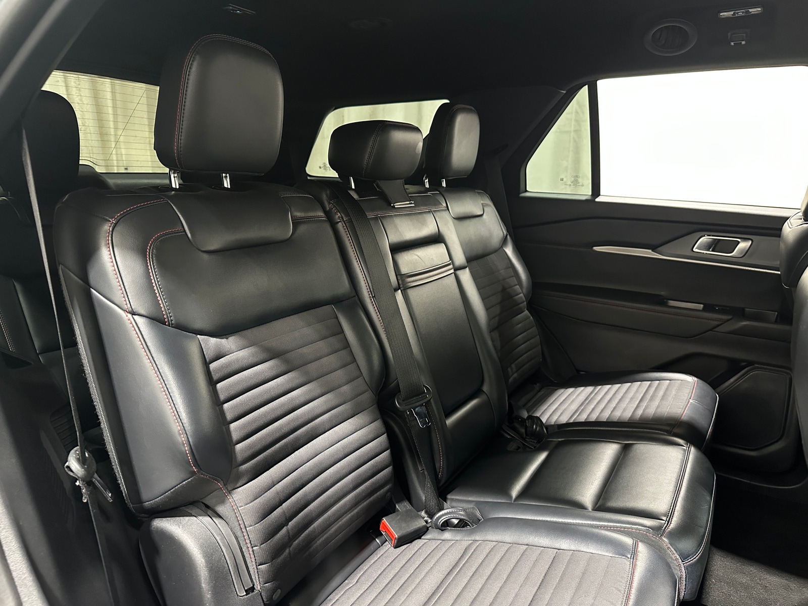 Thumbnail: 2025 Ford Explorer - 5