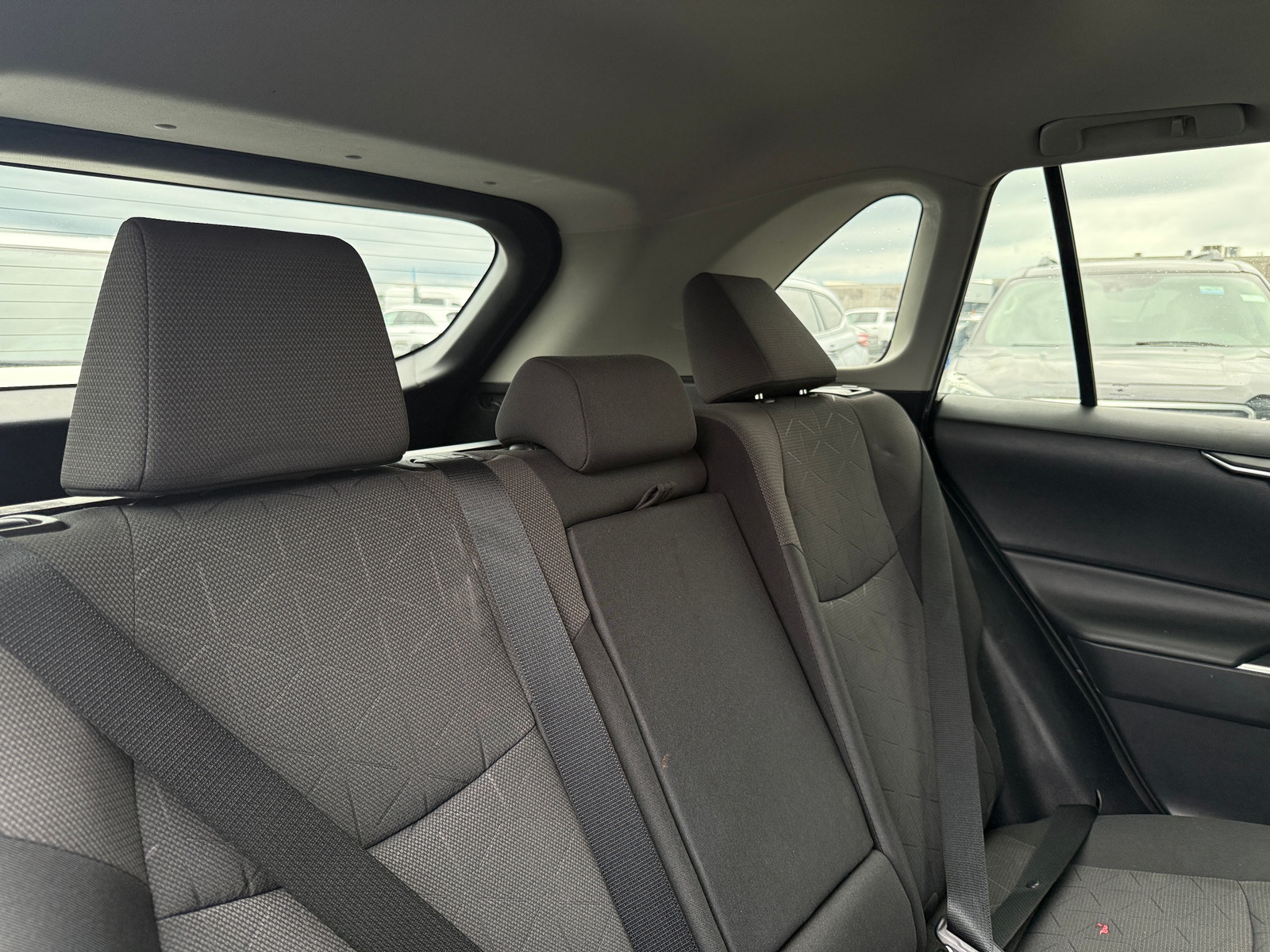 Thumbnail: 2019 Toyota RAV4 - 6
