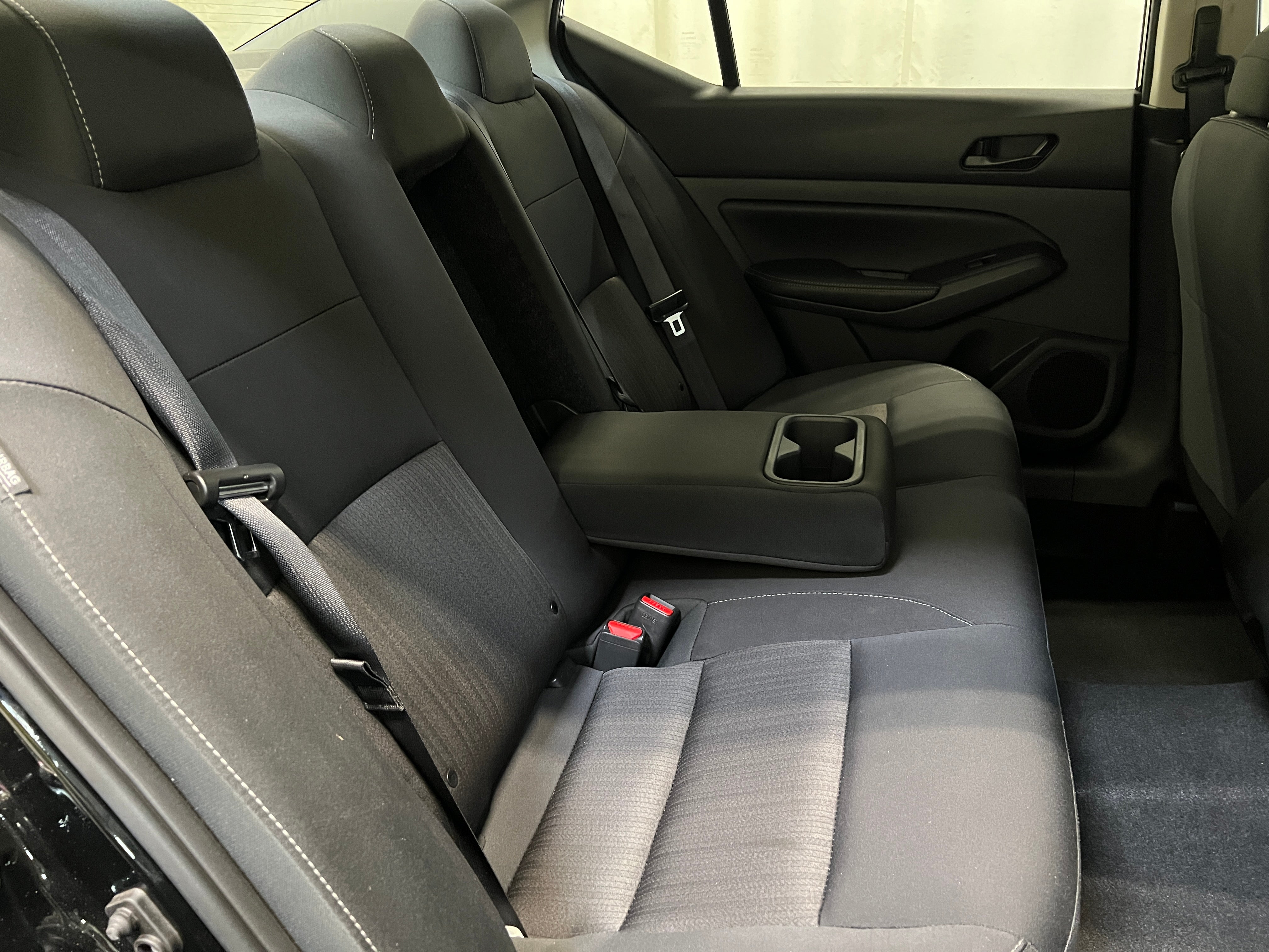2025 Nissan Altima SV - Photo 11