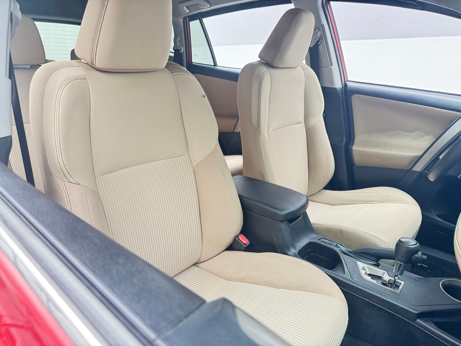 Thumbnail: 2014 Toyota RAV4 - 2