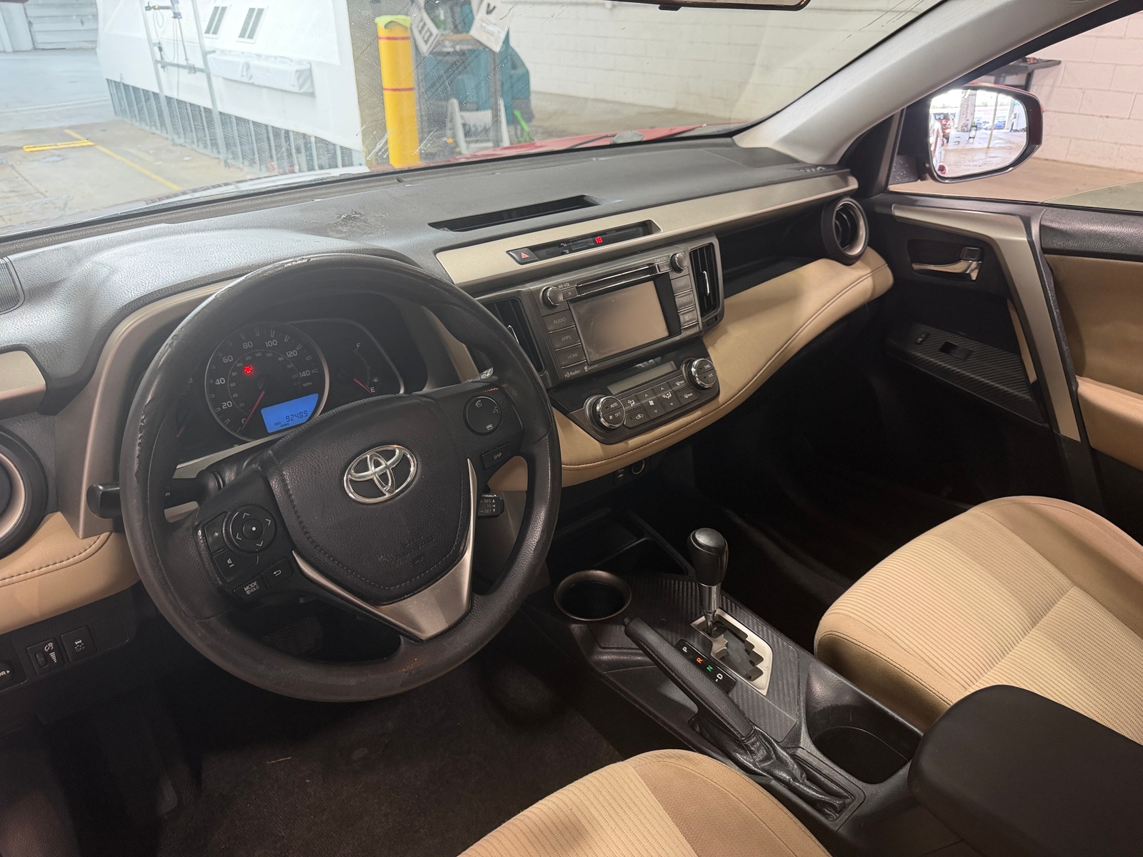Thumbnail: 2014 Toyota RAV4 - 3