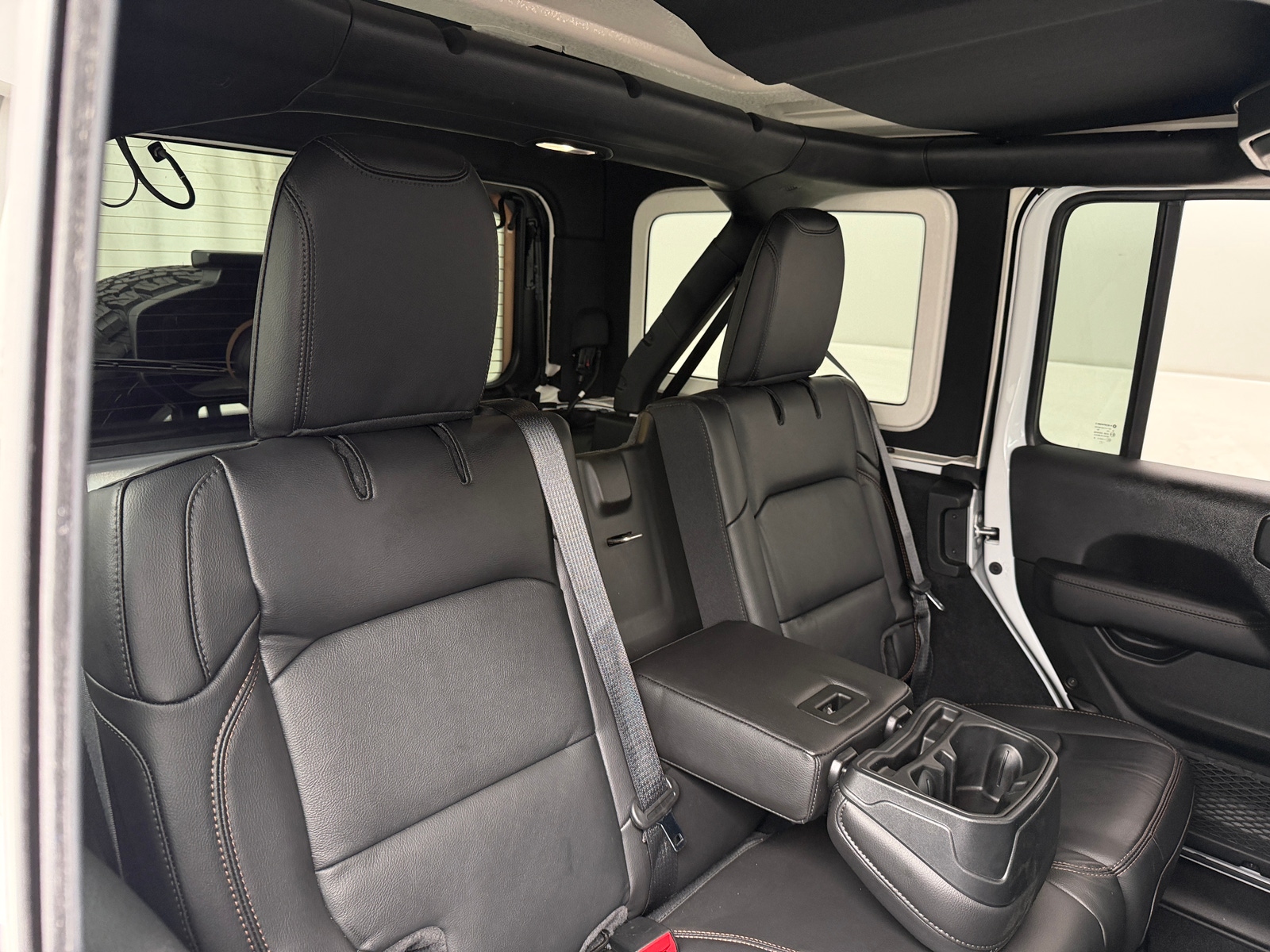 Thumbnail: 2021 Jeep Wrangler - 5