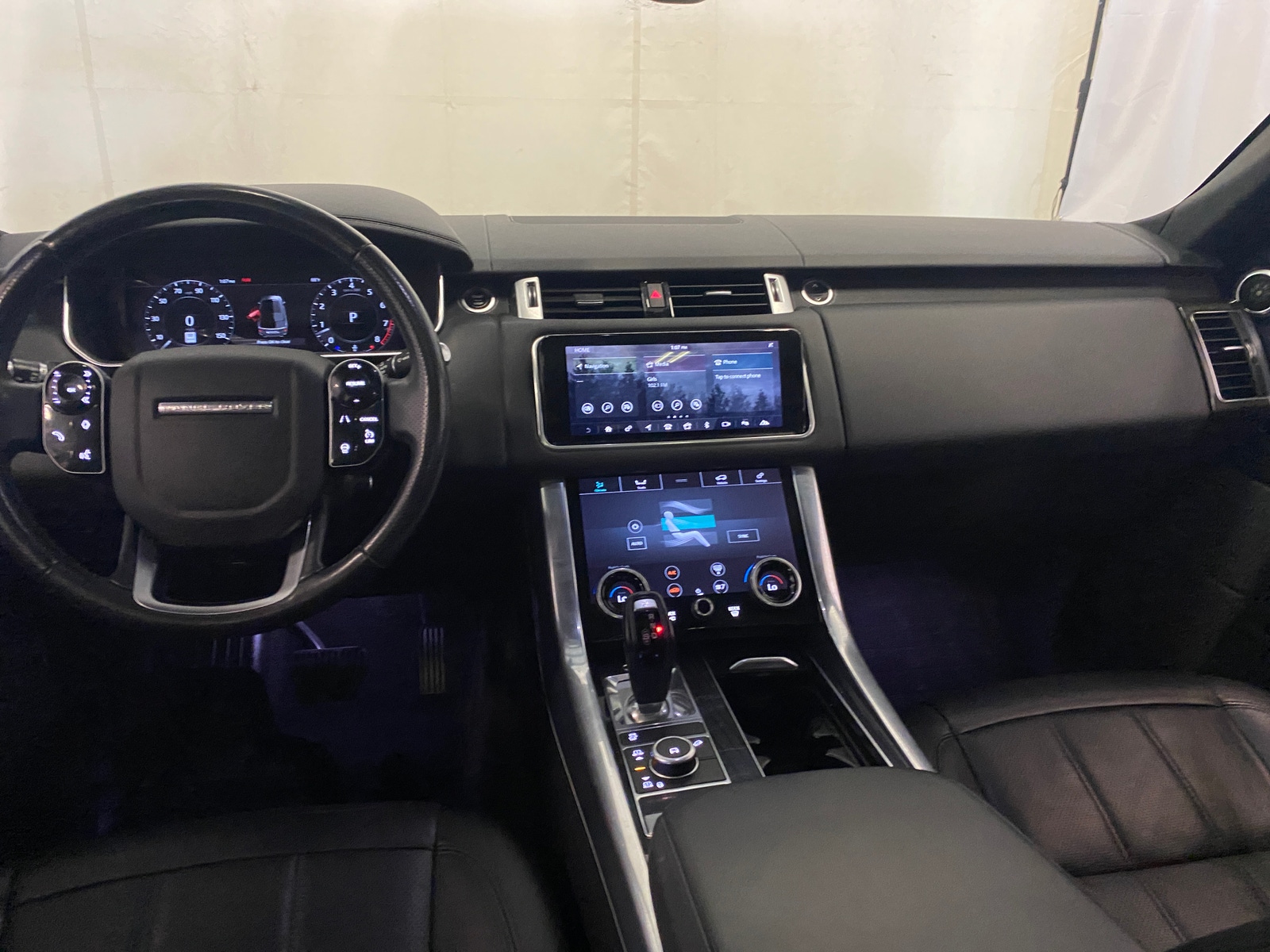 Thumbnail: 2019 Land Rover Range Rover Sport - 2