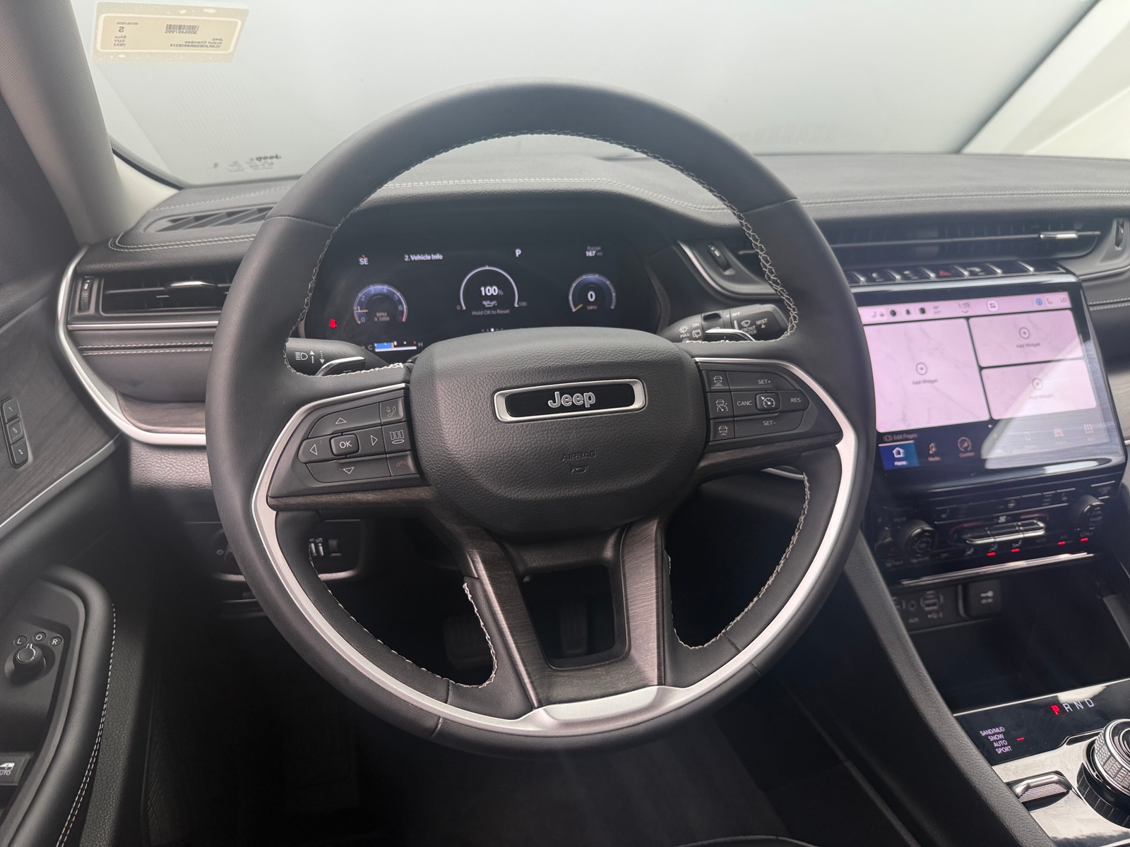 Thumbnail: 2024 Jeep Grand Cherokee - 4
