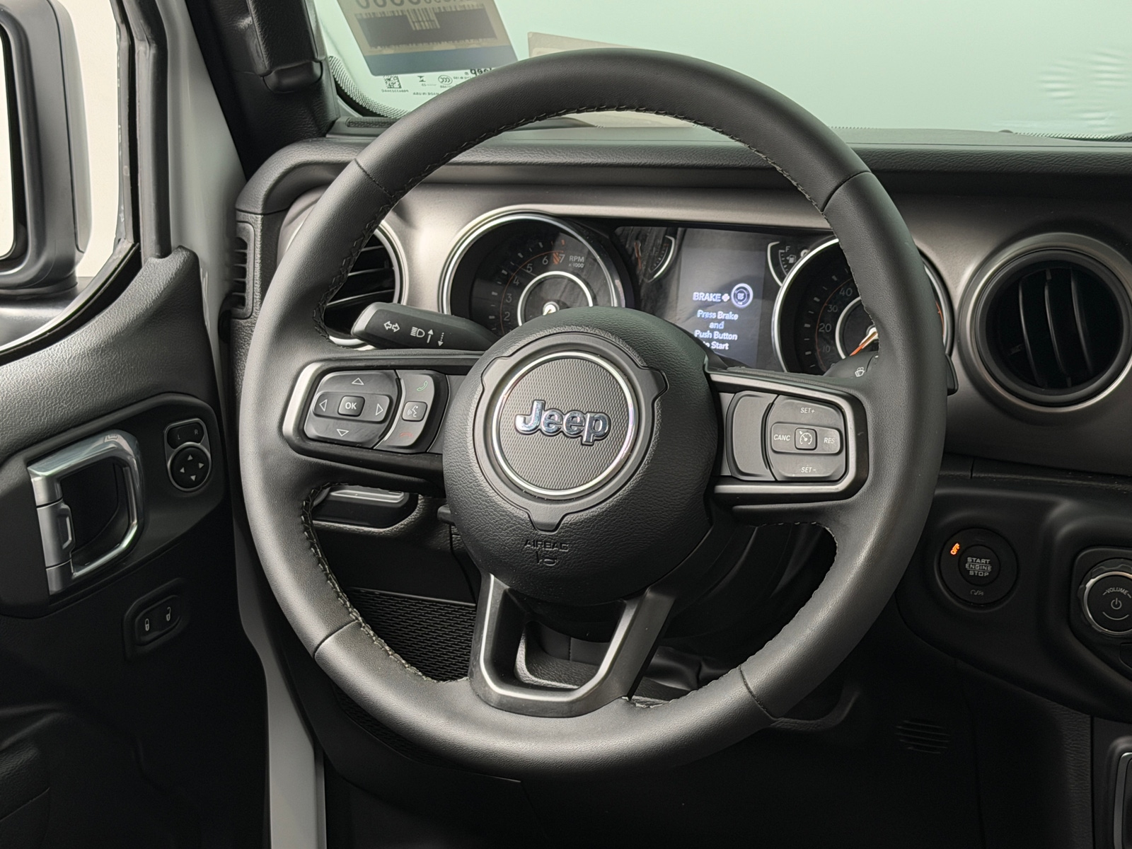 Thumbnail: 2023 Jeep Gladiator - 5