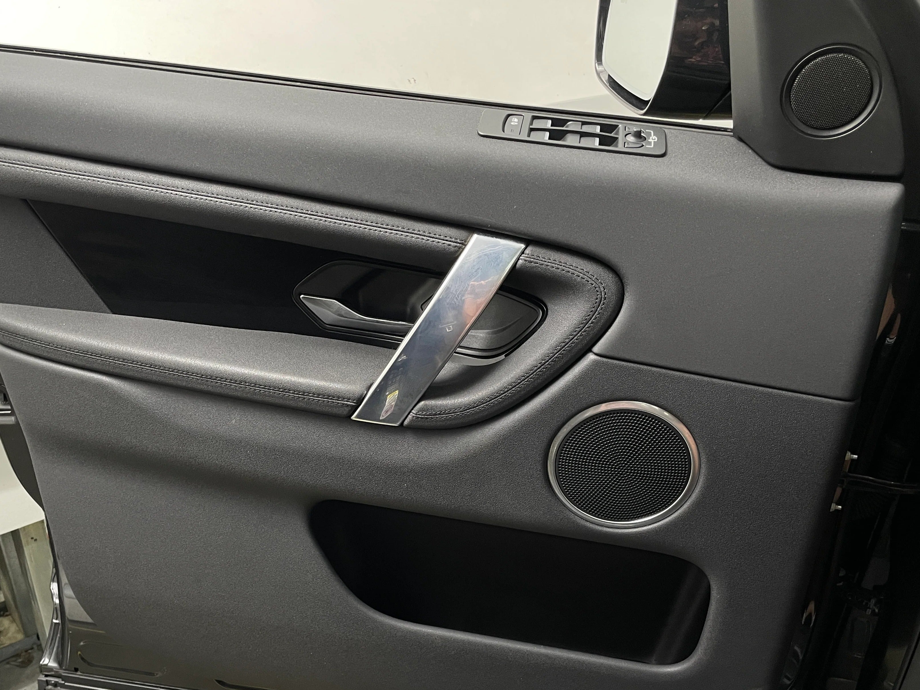 2023 Land Rover Discovery Sport