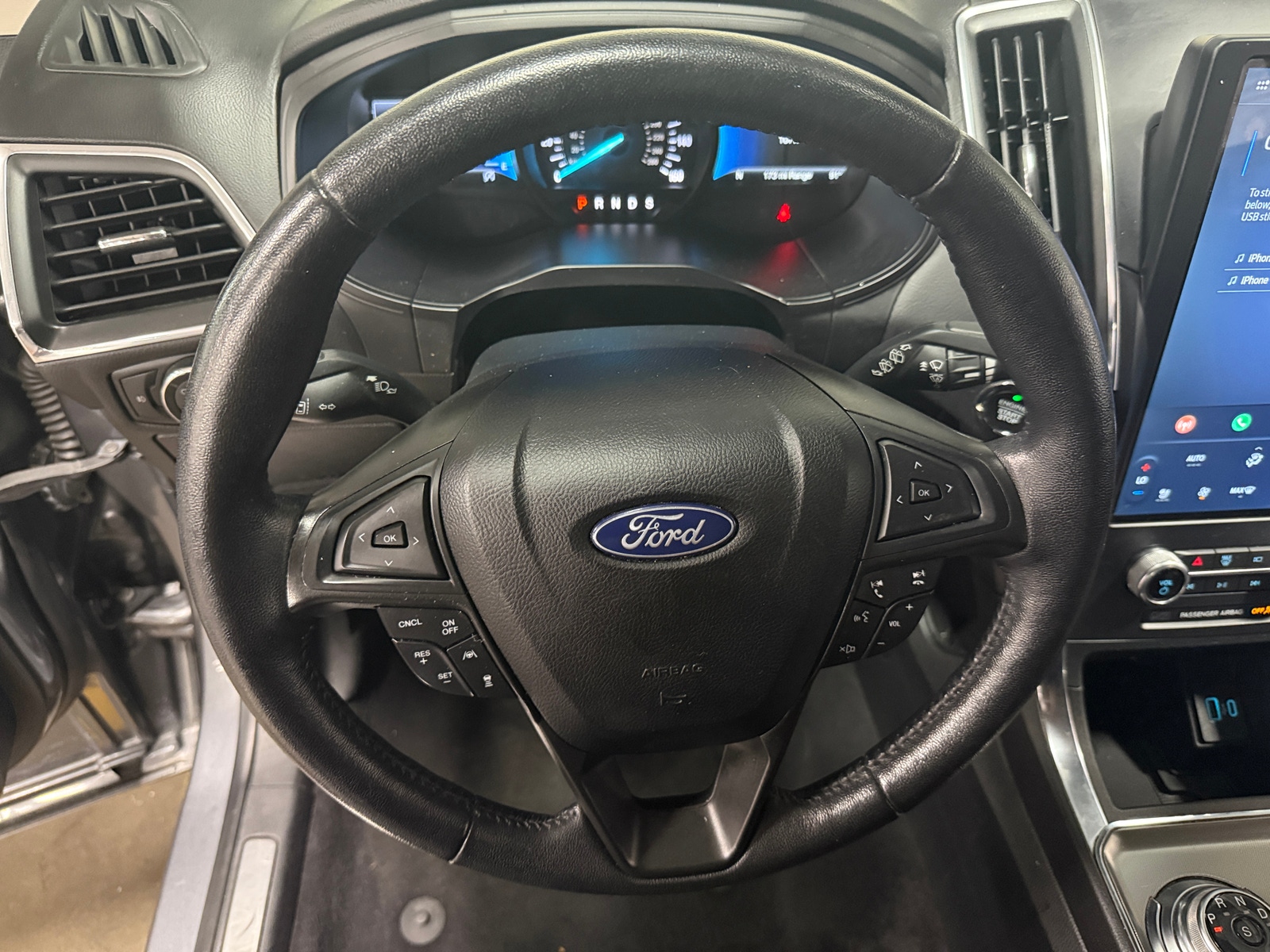 Thumbnail: 2022 Ford Edge - 4