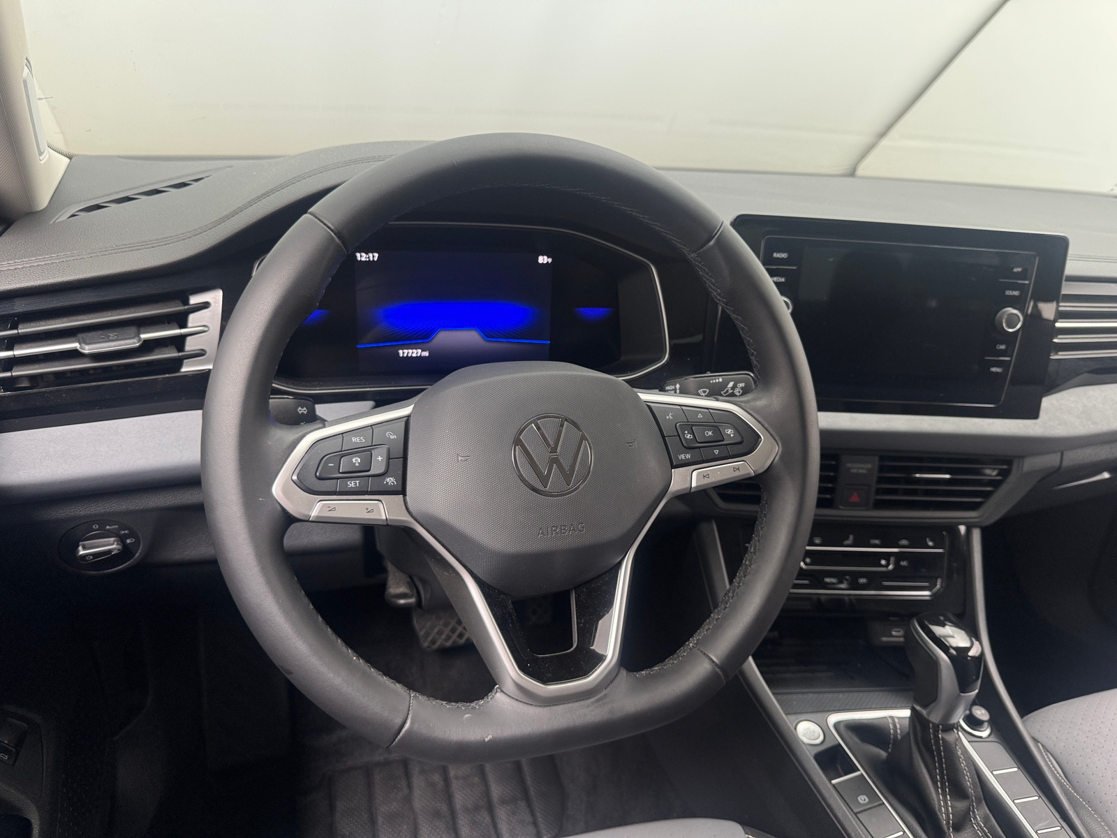 Thumbnail: 2025 Volkswagen Jetta - 4