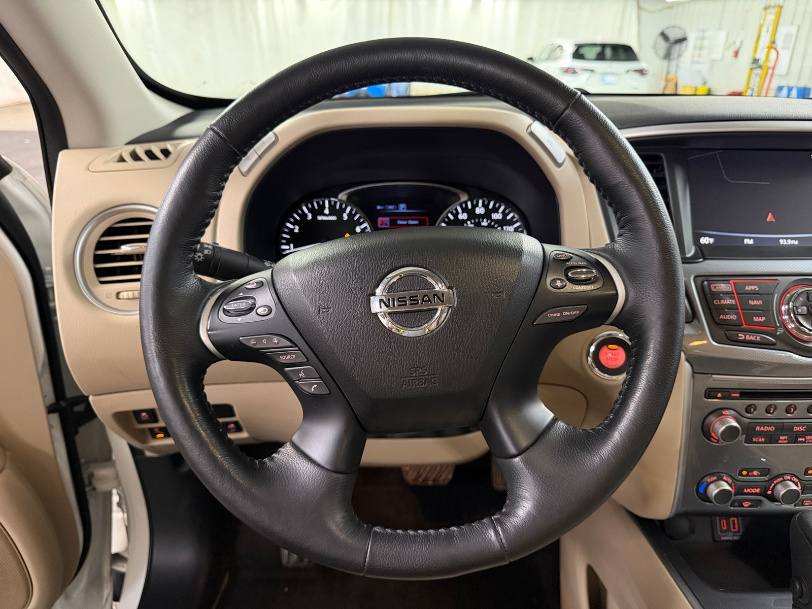 Thumbnail: 2020 Nissan Pathfinder - 4