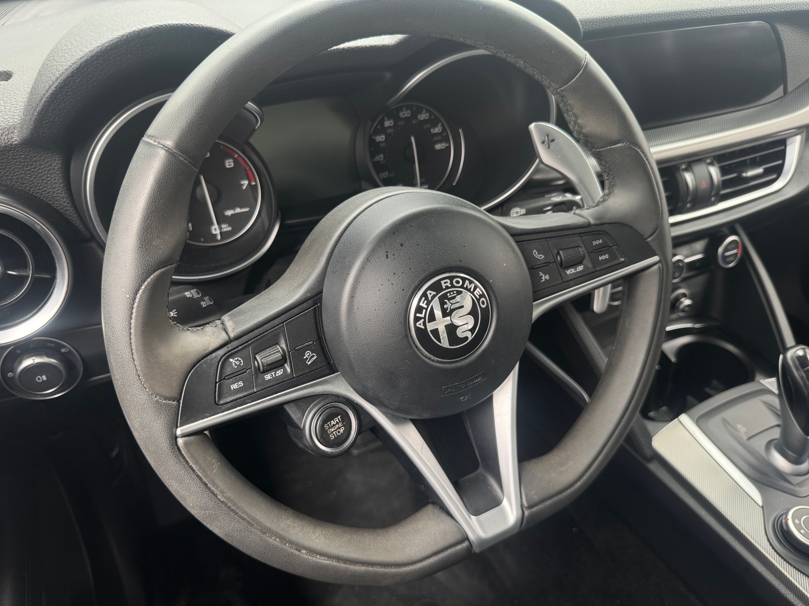 Thumbnail: 2018 Alfa Romeo Stelvio - 4