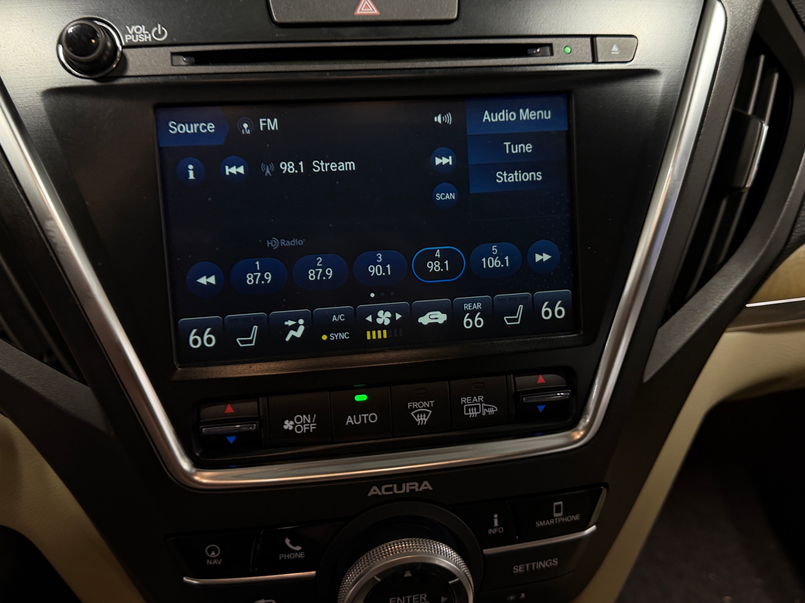 Thumbnail: 2020 Acura MDX - 3