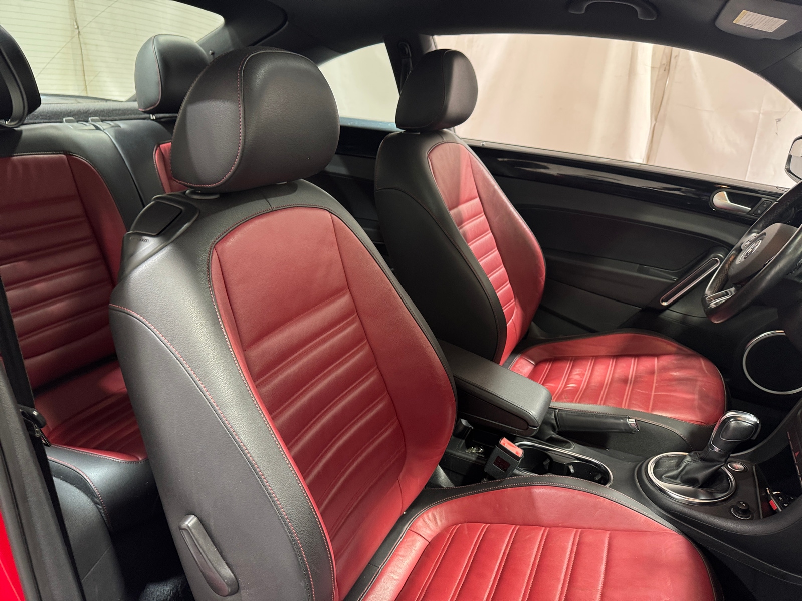 Thumbnail: 2013 Volkswagen Beetle - 2