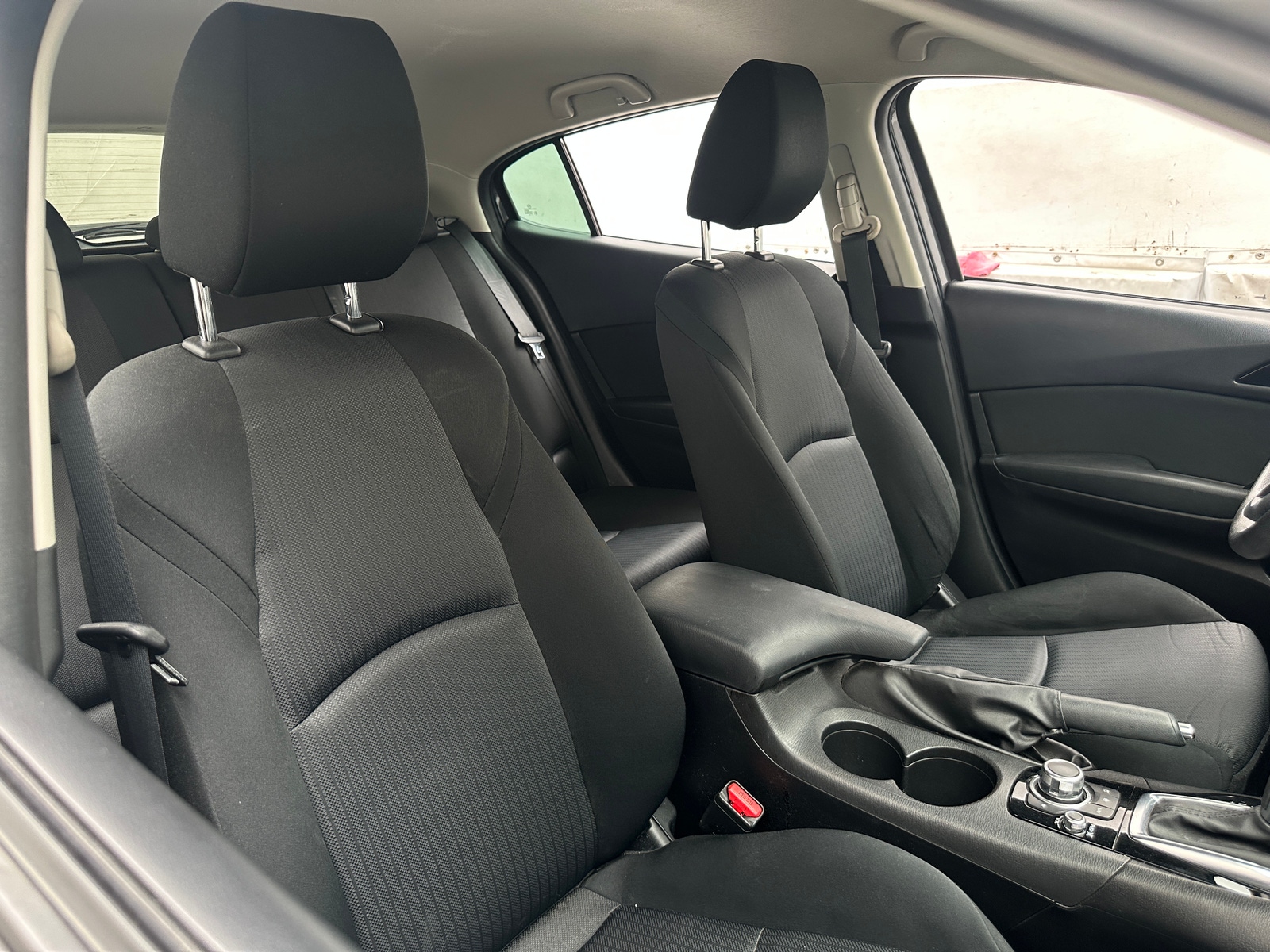 Thumbnail: 2016 Mazda Mazda3 - 2