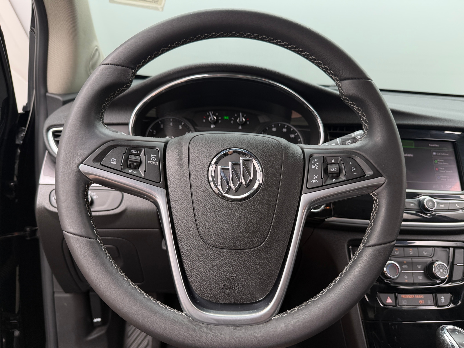 Thumbnail: 2022 Buick Encore - 4
