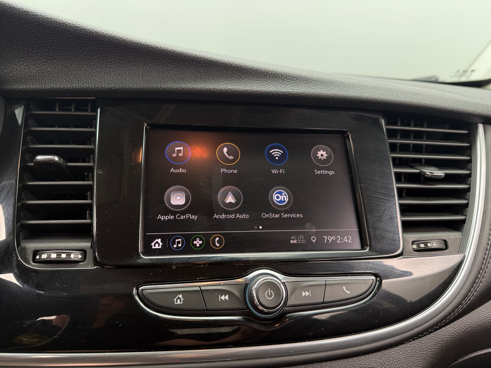 Thumbnail: 2022 Buick Encore - 3