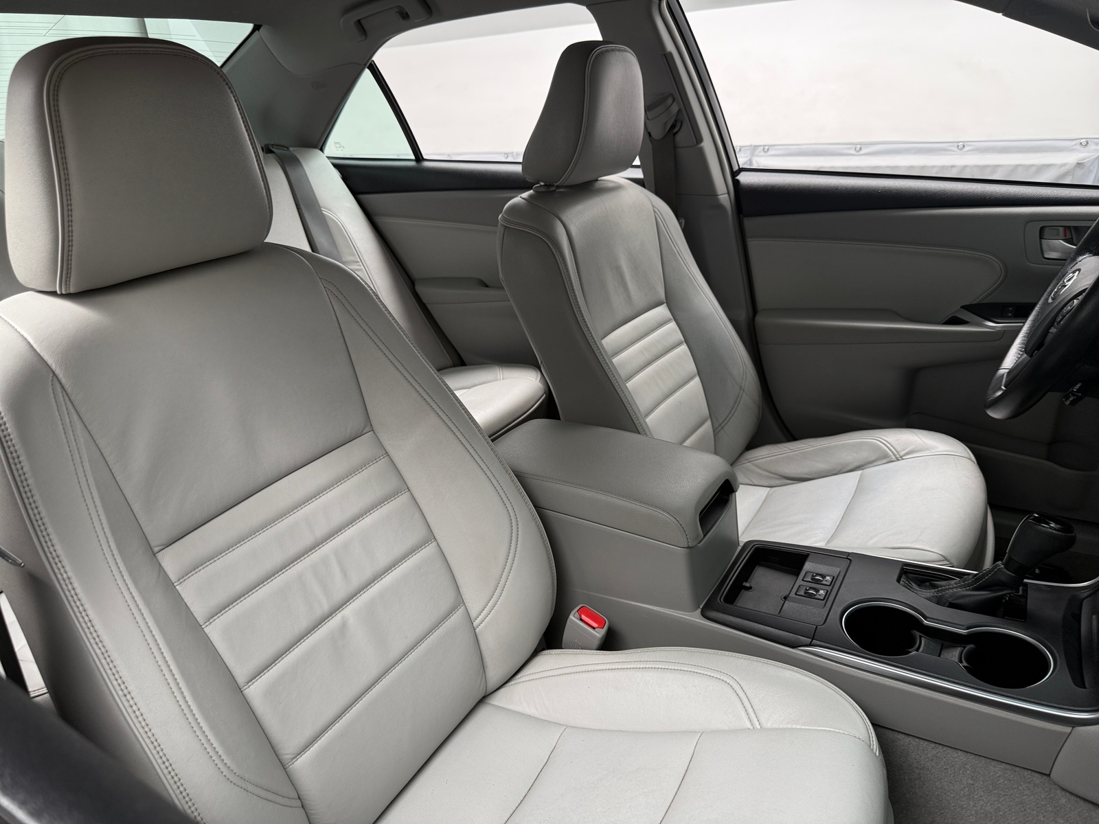 Thumbnail: 2016 Toyota Camry - 2