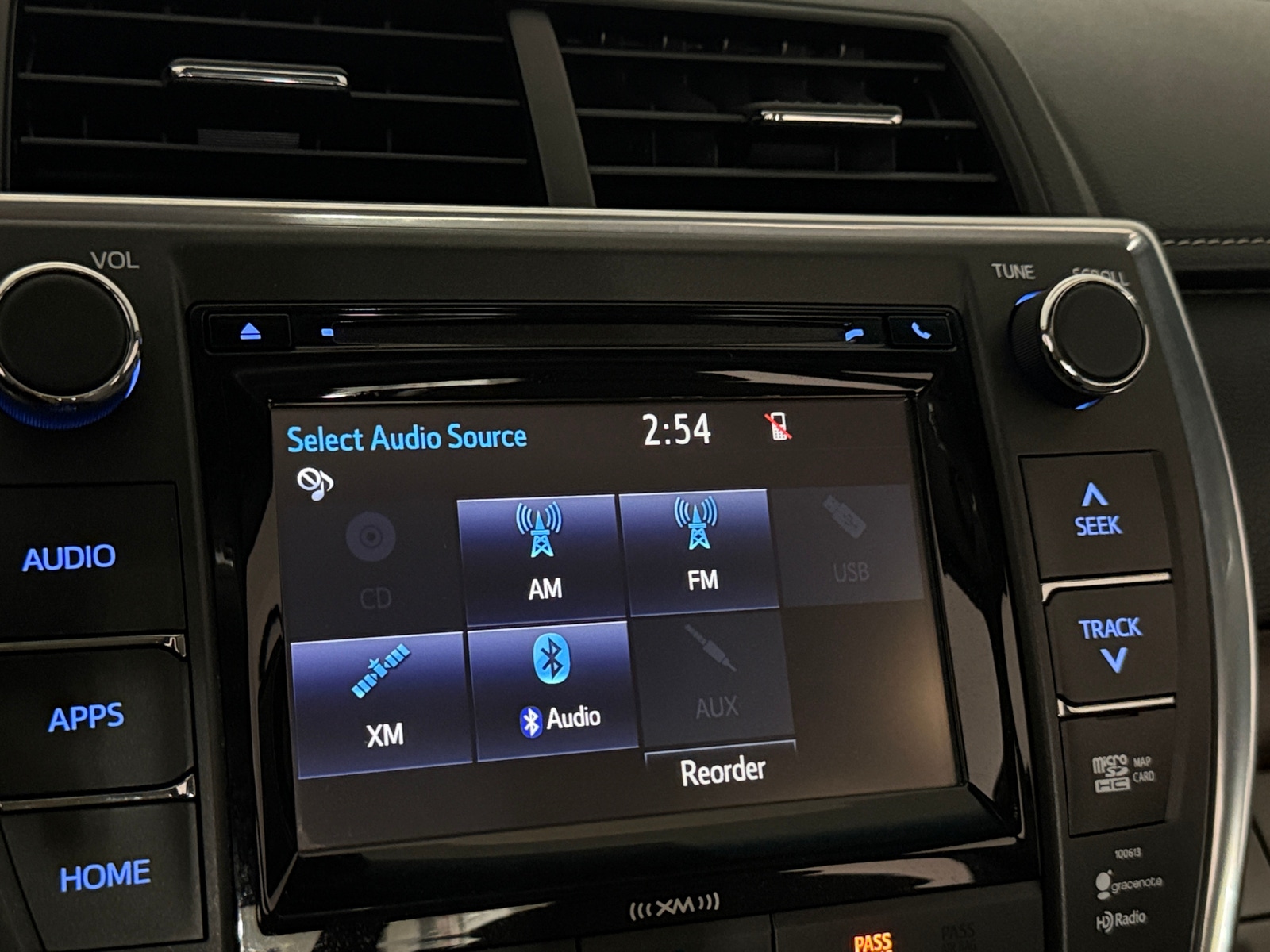 Thumbnail: 2016 Toyota Camry - 4