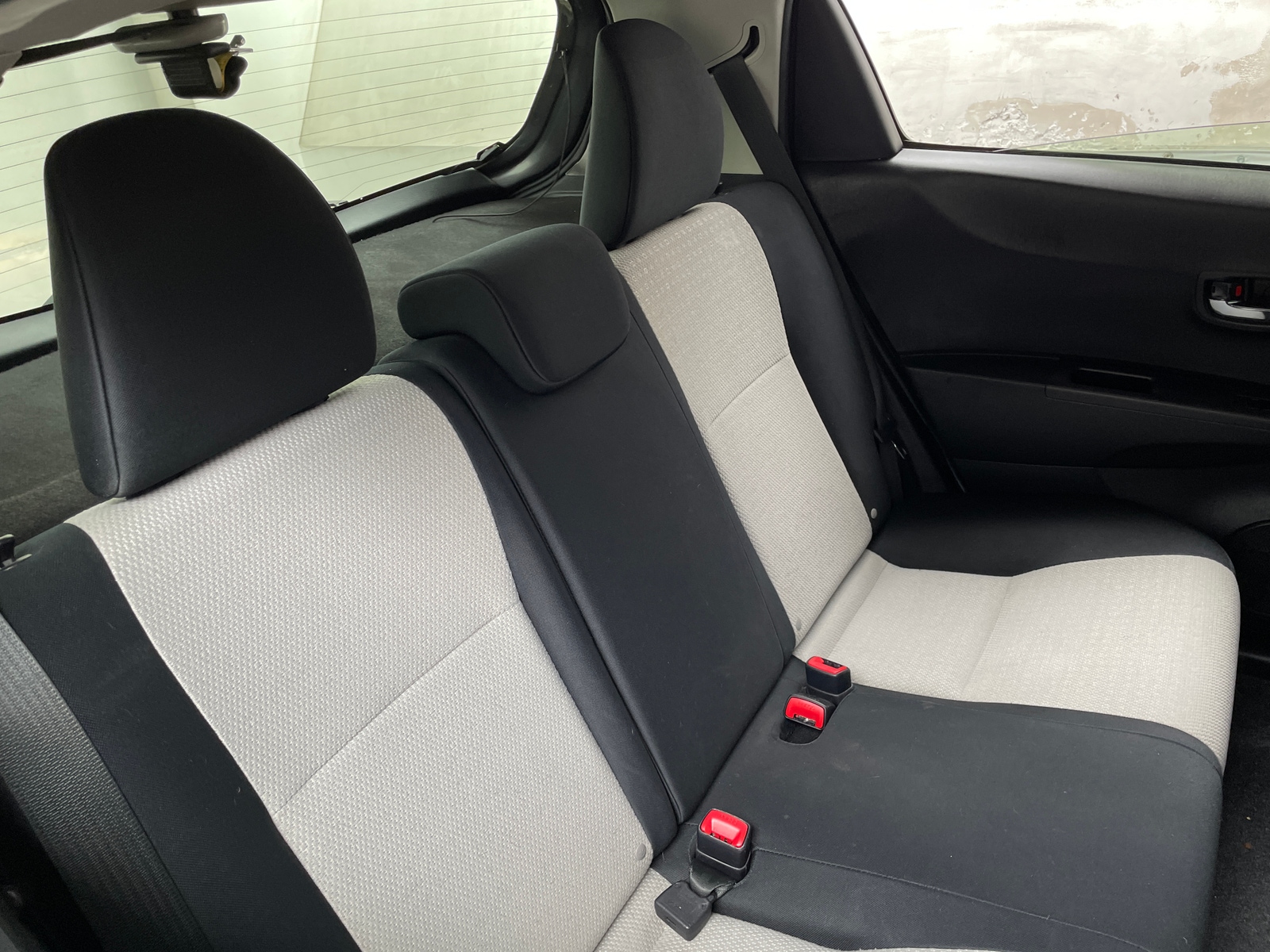 Thumbnail: 2012 Toyota Yaris - 6