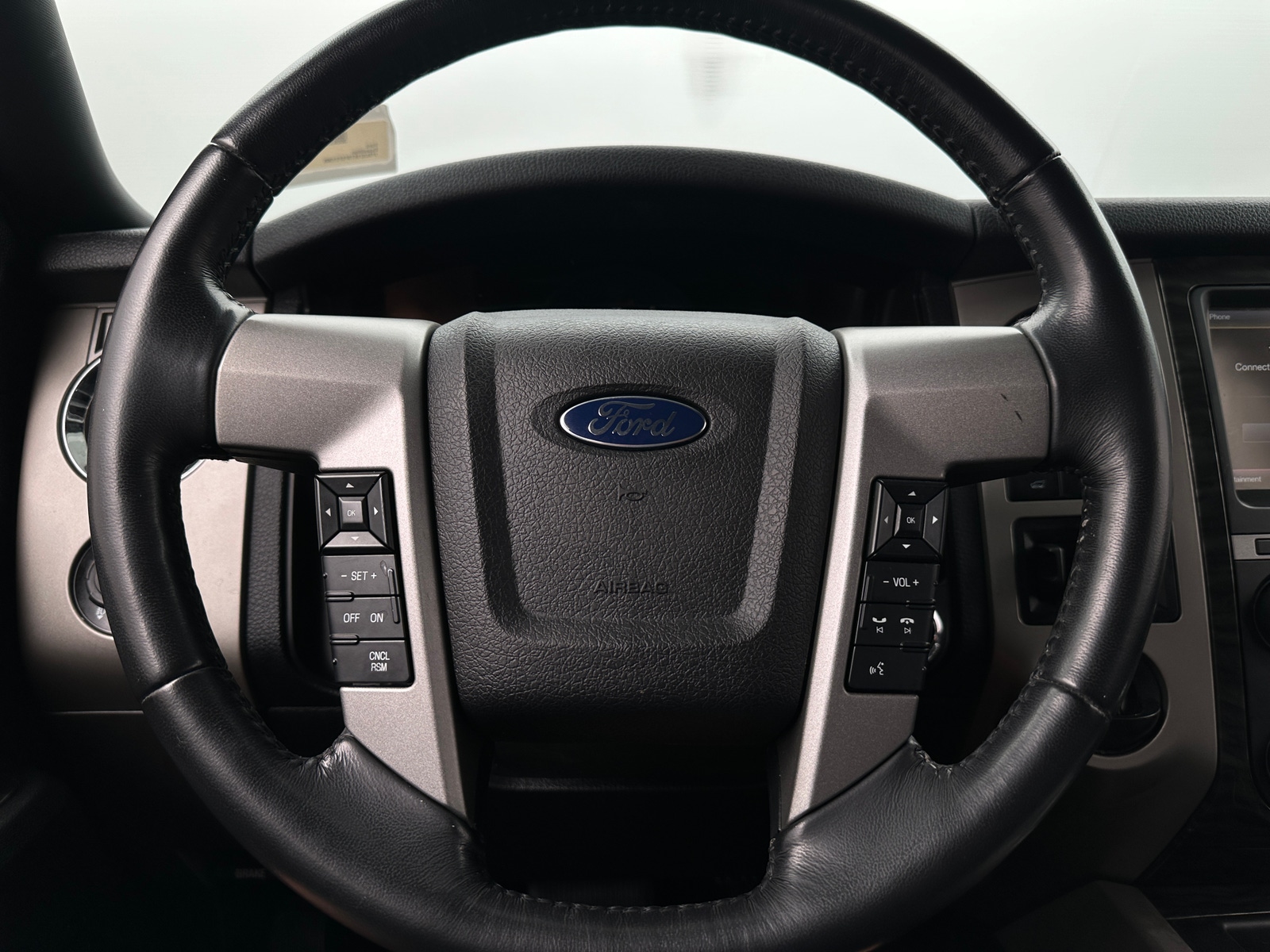 Thumbnail: 2015 Ford Expedition - 4