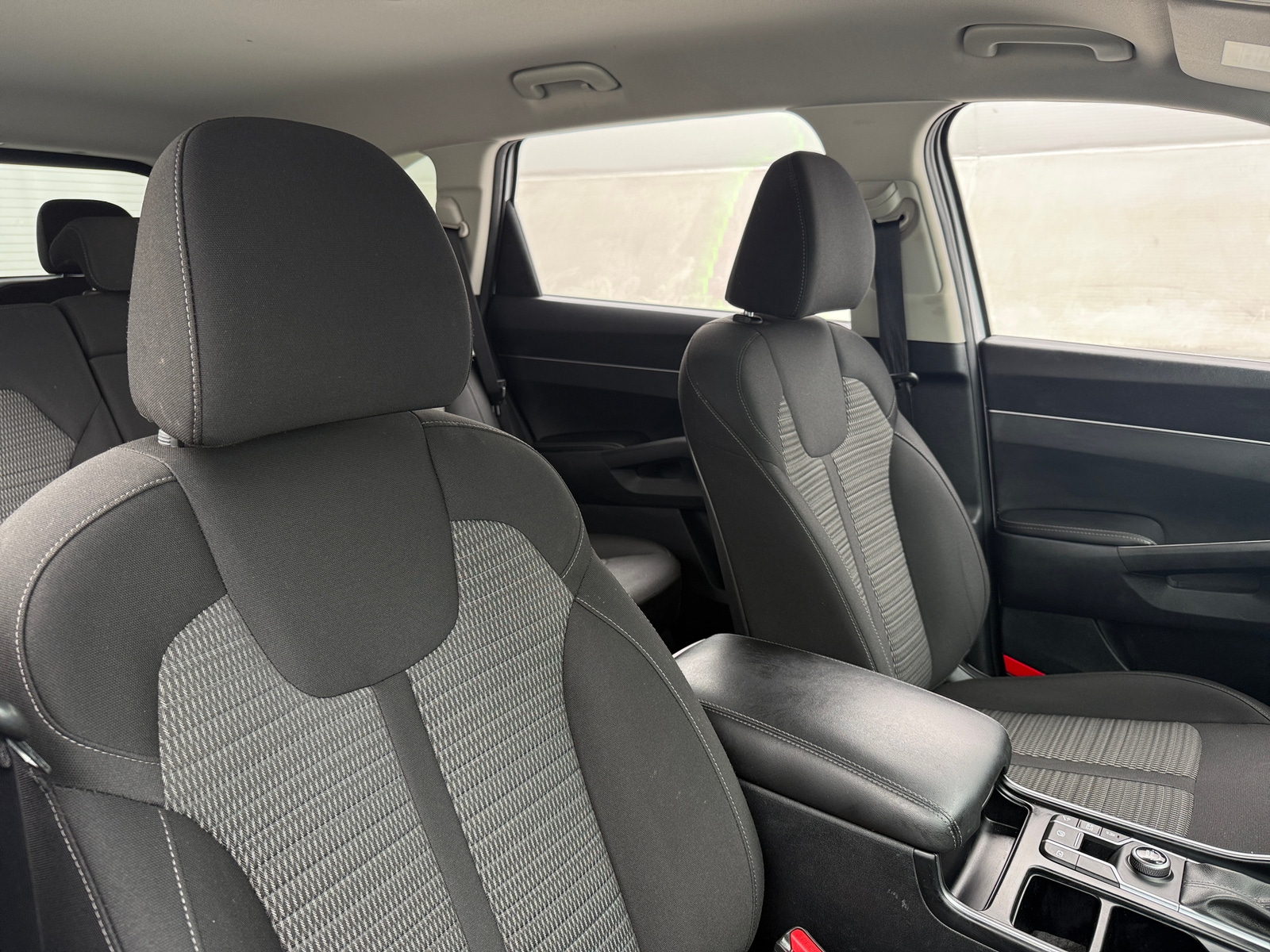 Thumbnail: 2025 Kia Sorento - 2