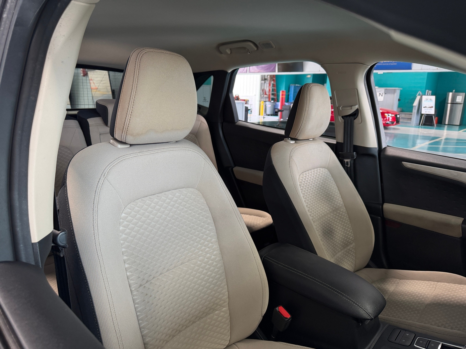 Thumbnail: 2020 Ford Escape - 2