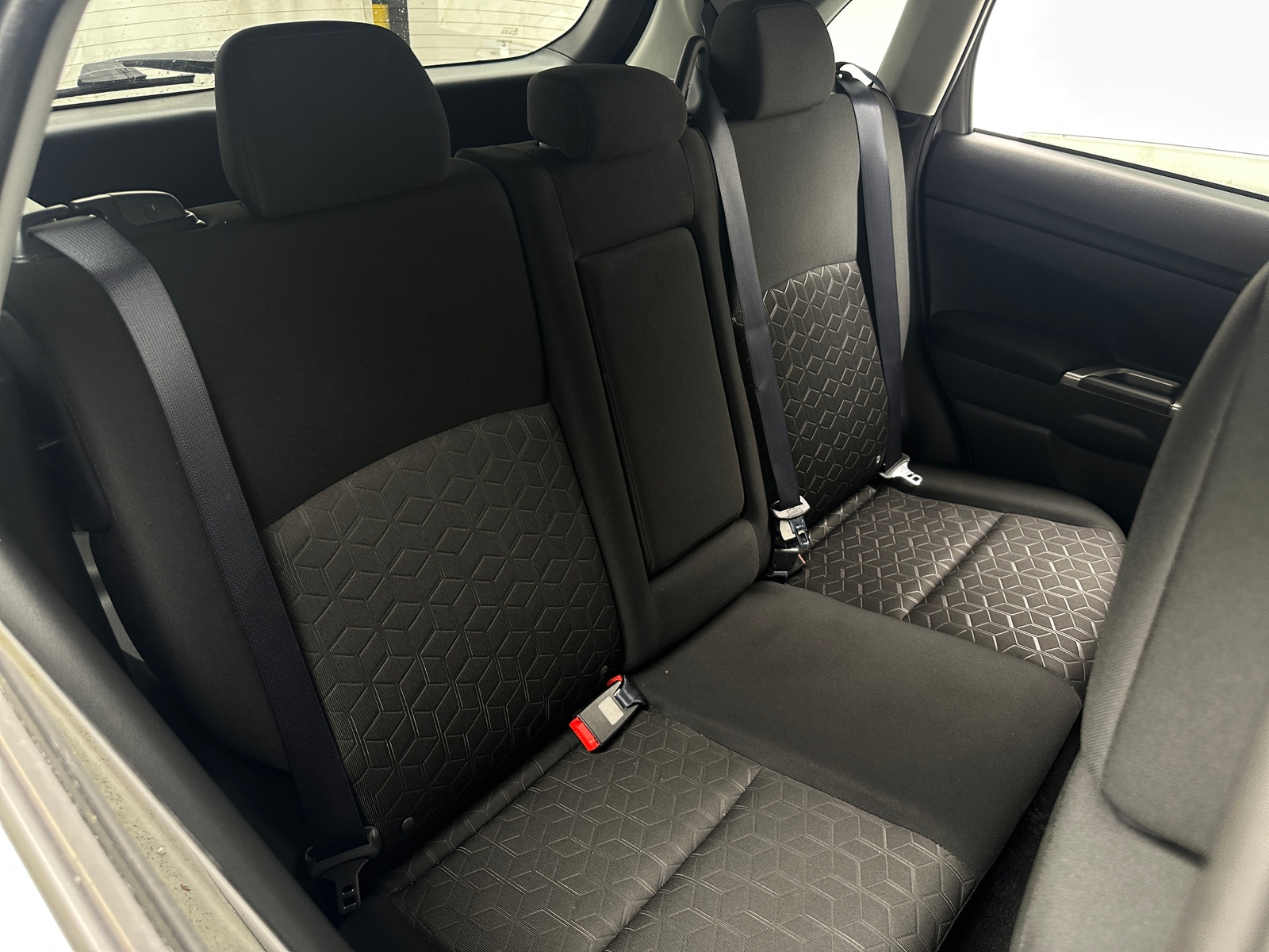 Thumbnail: 2021 Mitsubishi Outlander Sport - 6
