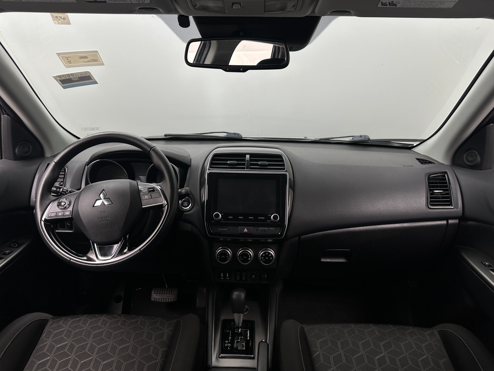 Thumbnail: 2021 Mitsubishi Outlander Sport - 3